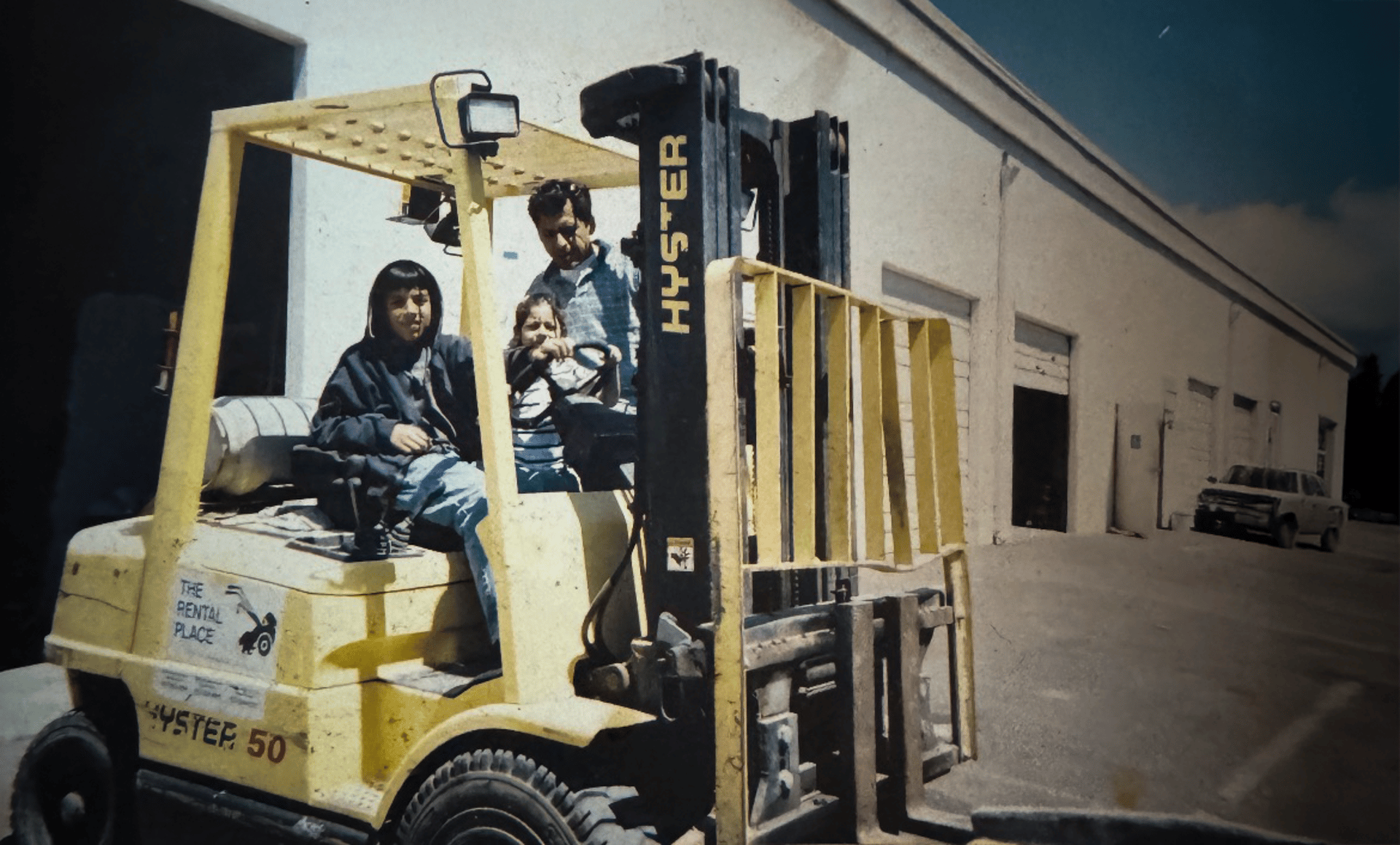 black and brown leather padded tub sofa