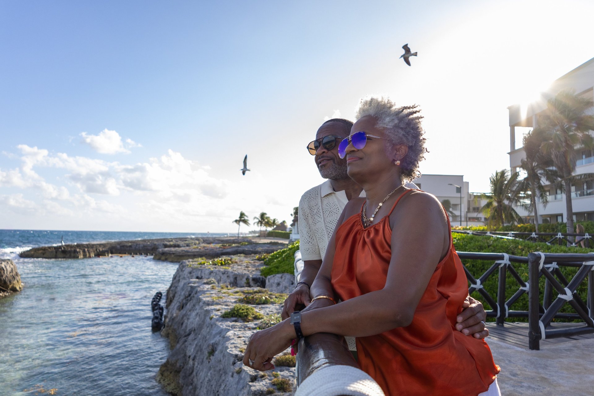 black and white bed linen