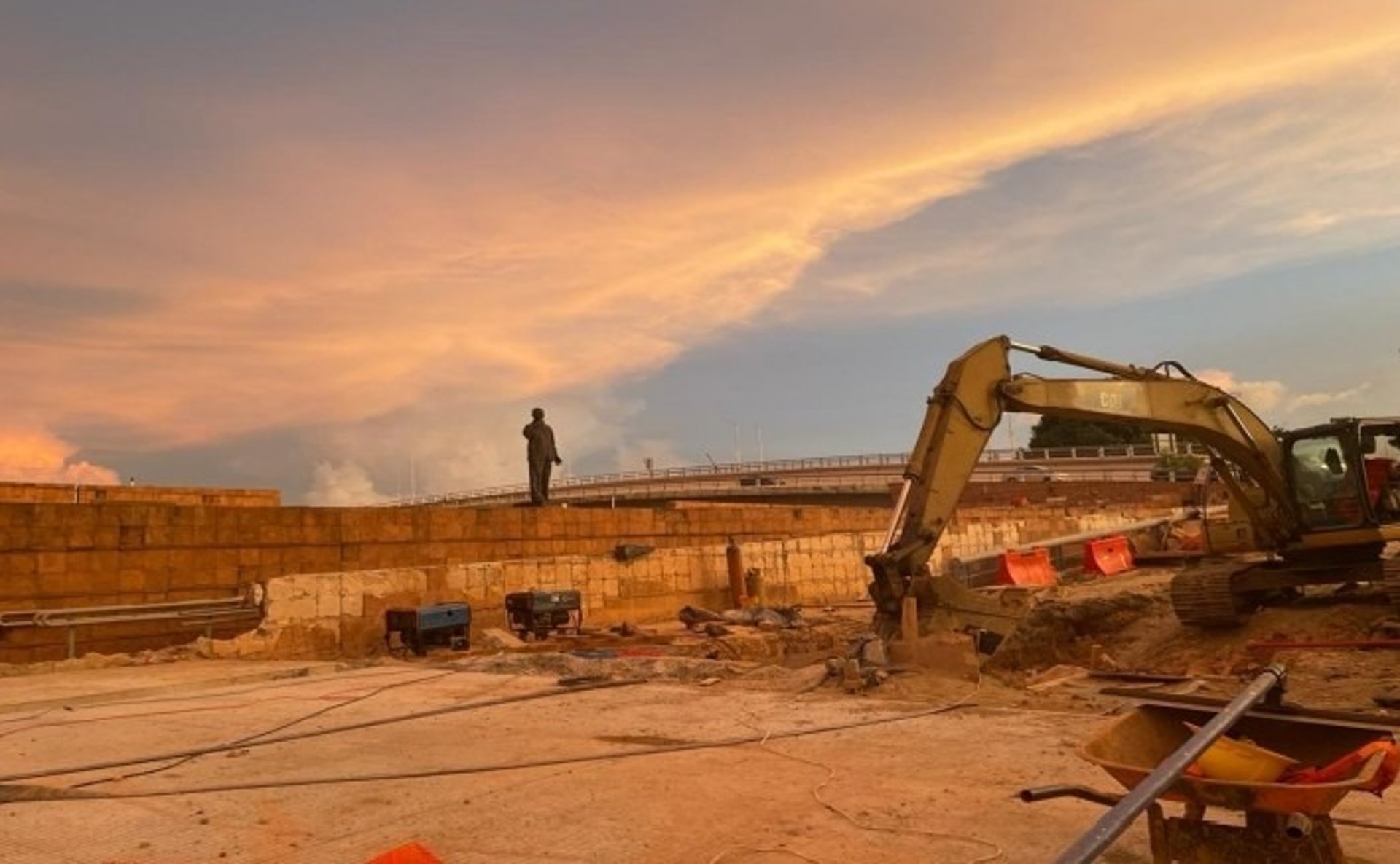 black and white bed linen
