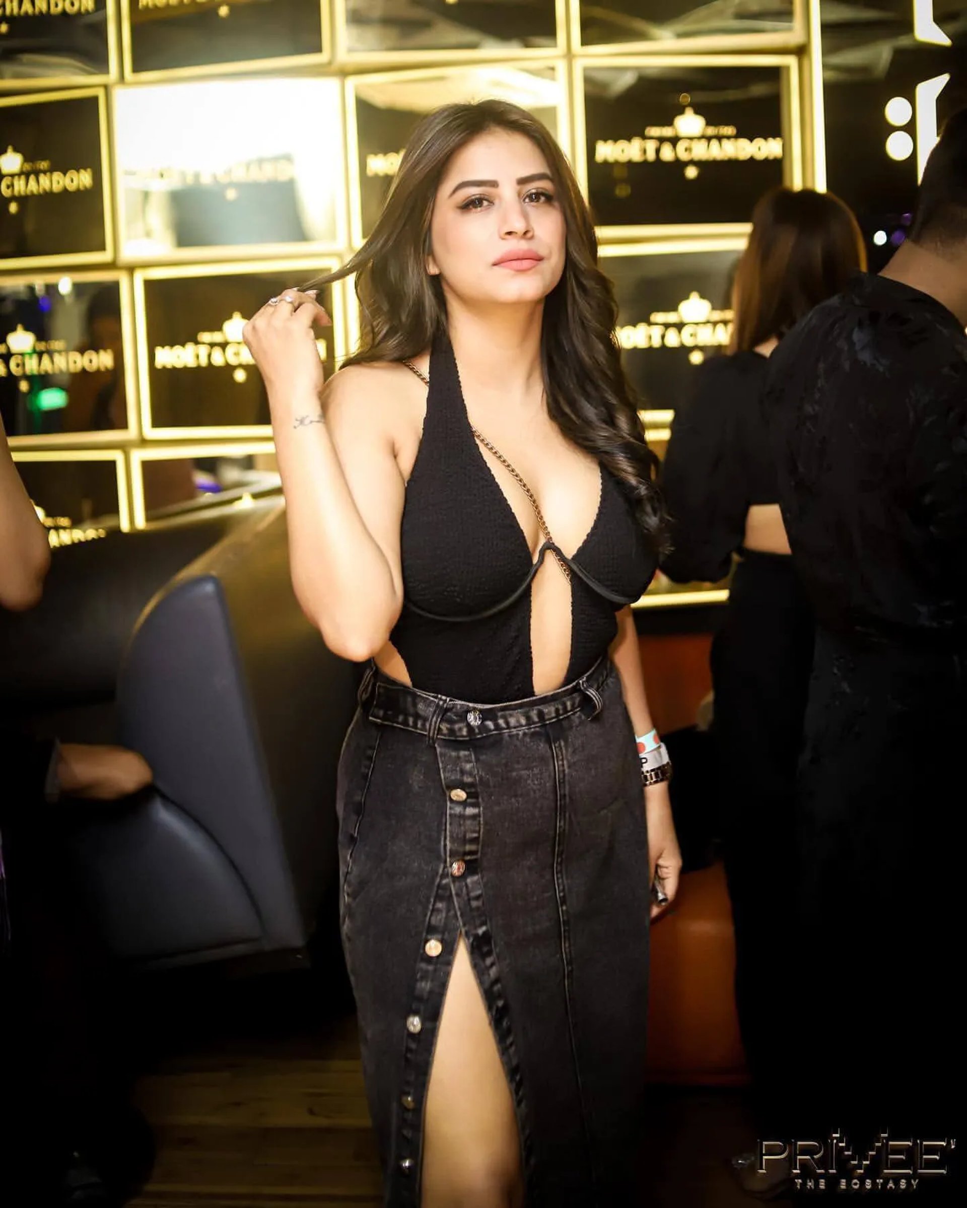 Kokkinia Nightclub