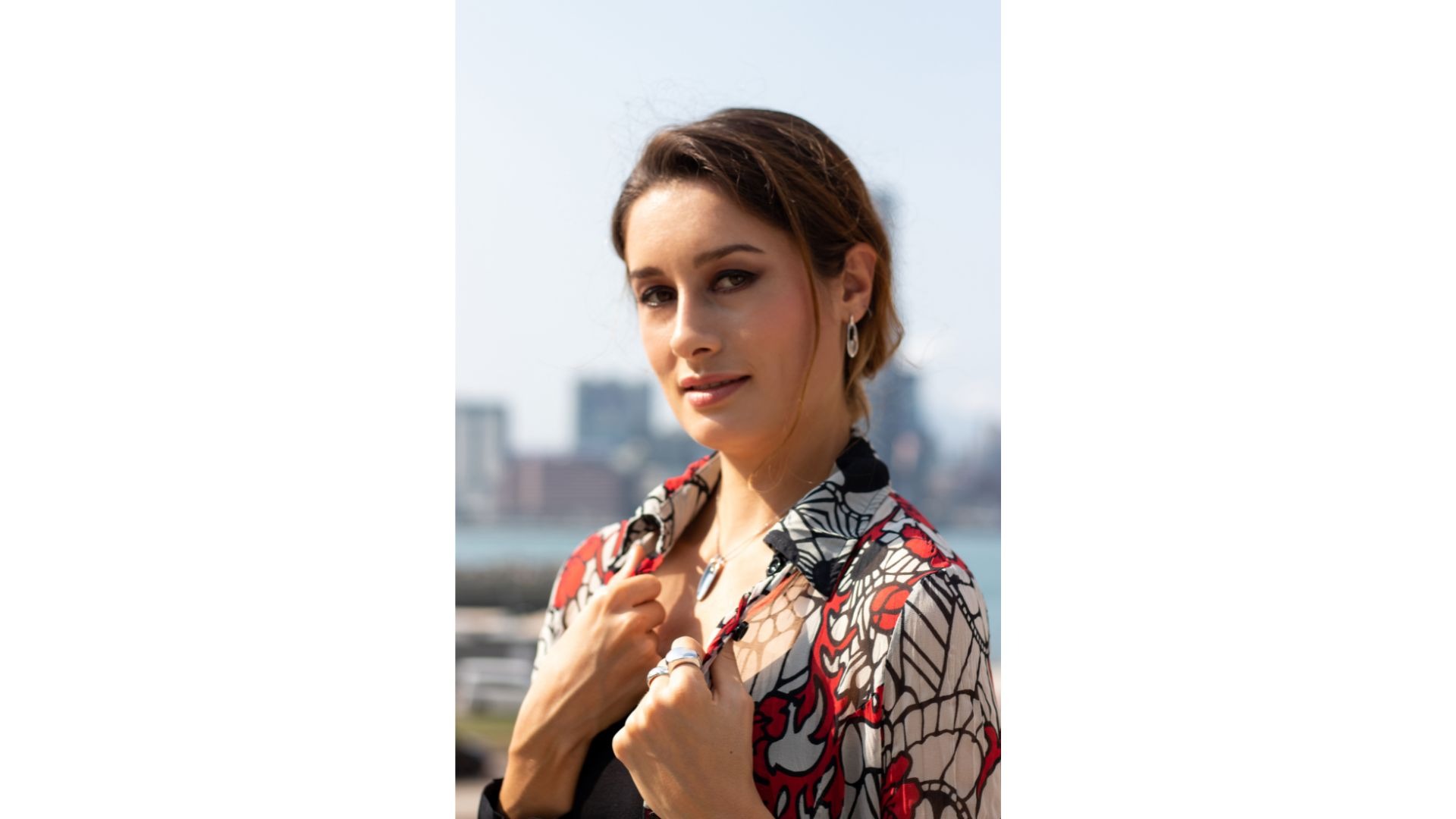 black and white bed linen