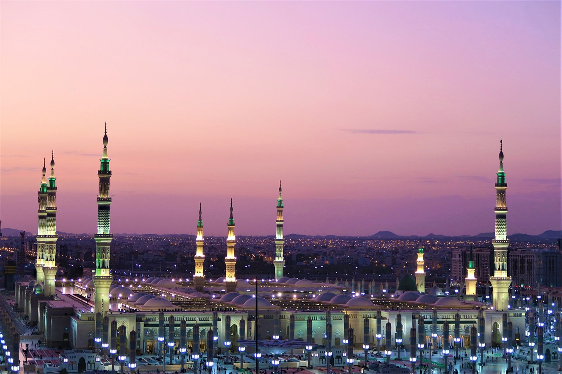 USQ Travel Nabawi