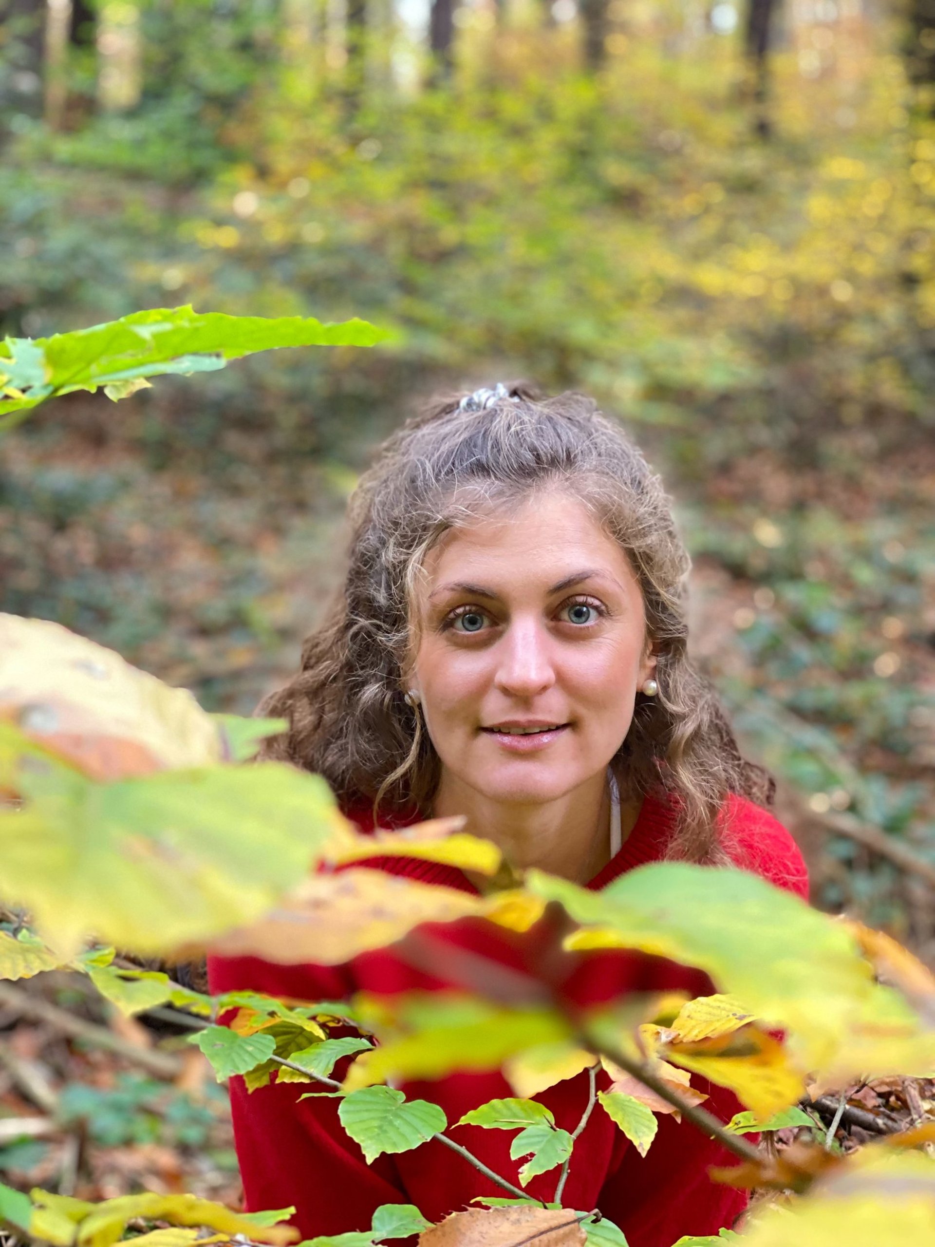 a close up of rocks and water on a beach