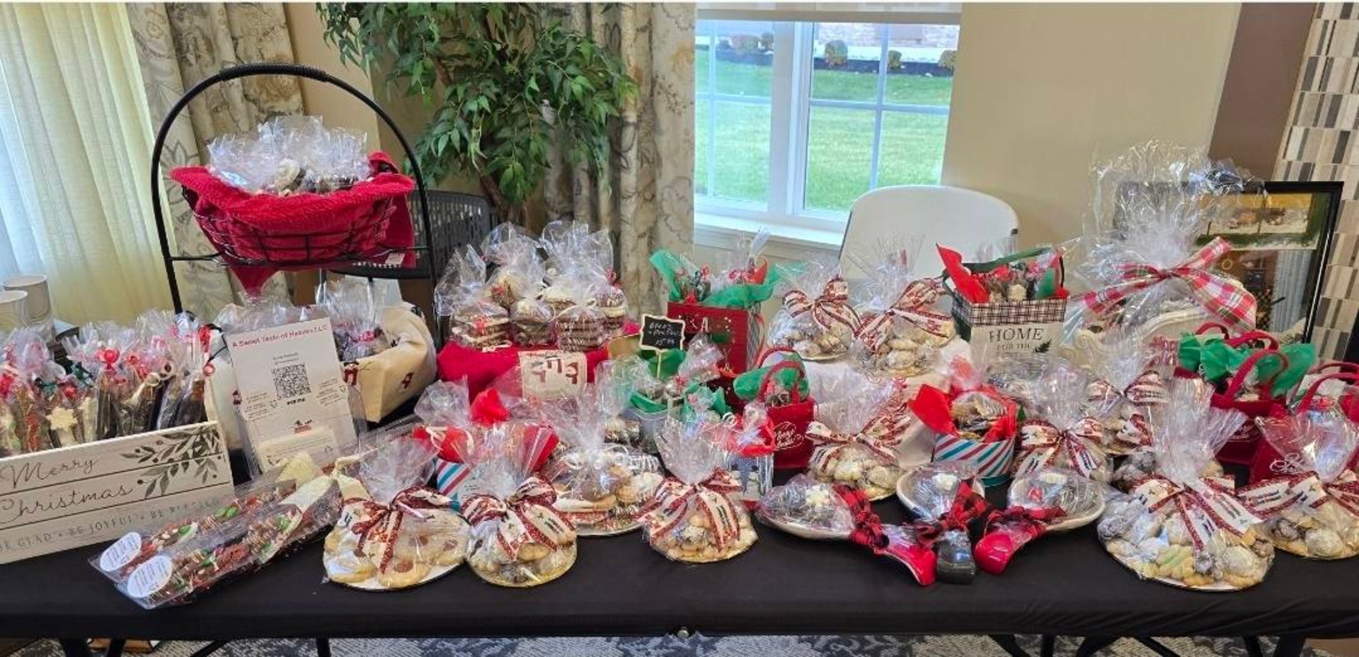 black and white bed linen