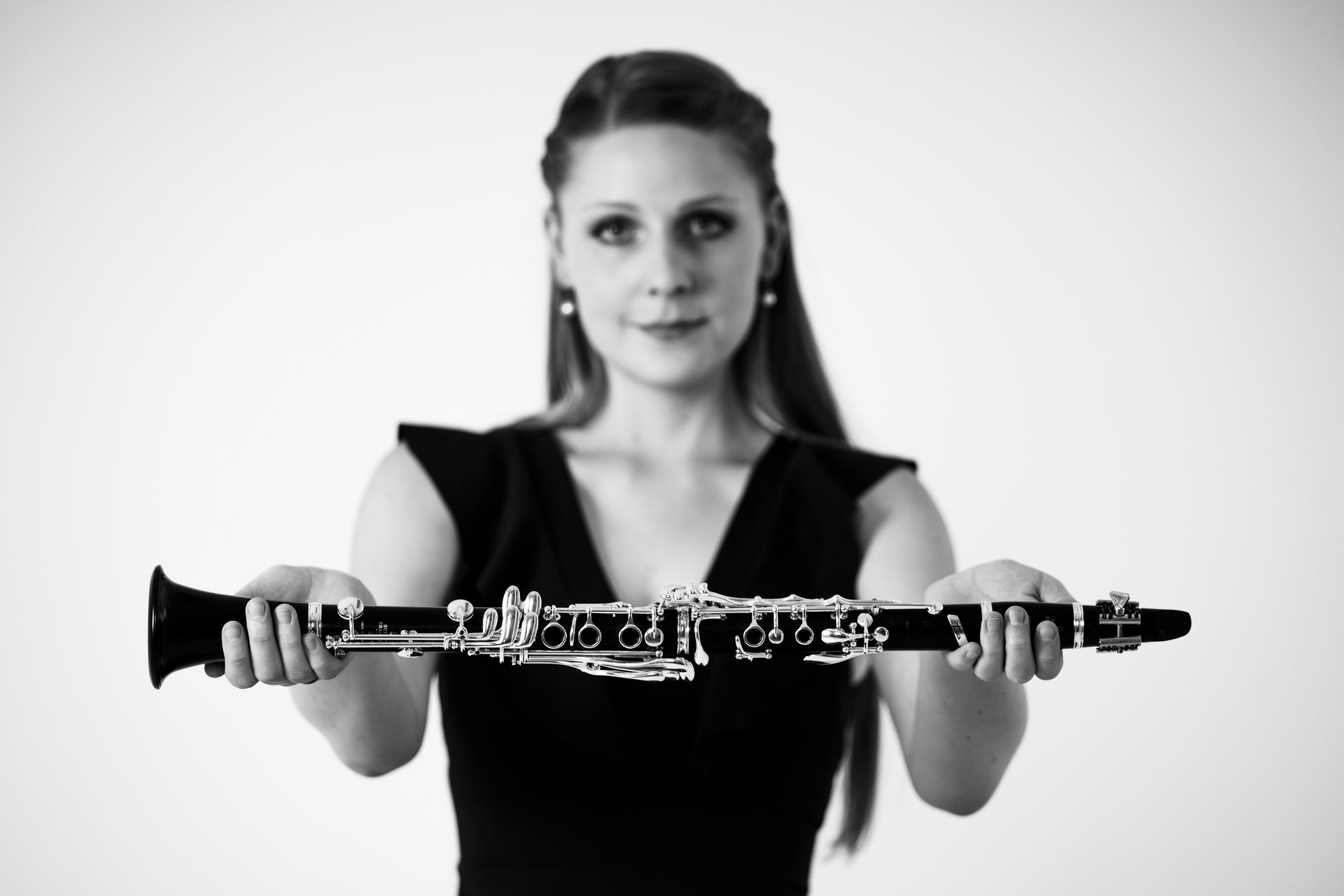 black and white bed linen