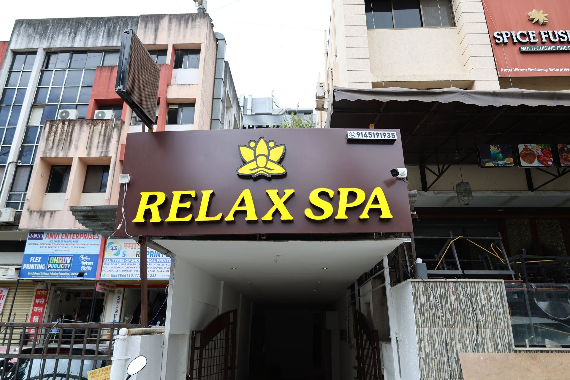 white and brown ceramic figurine