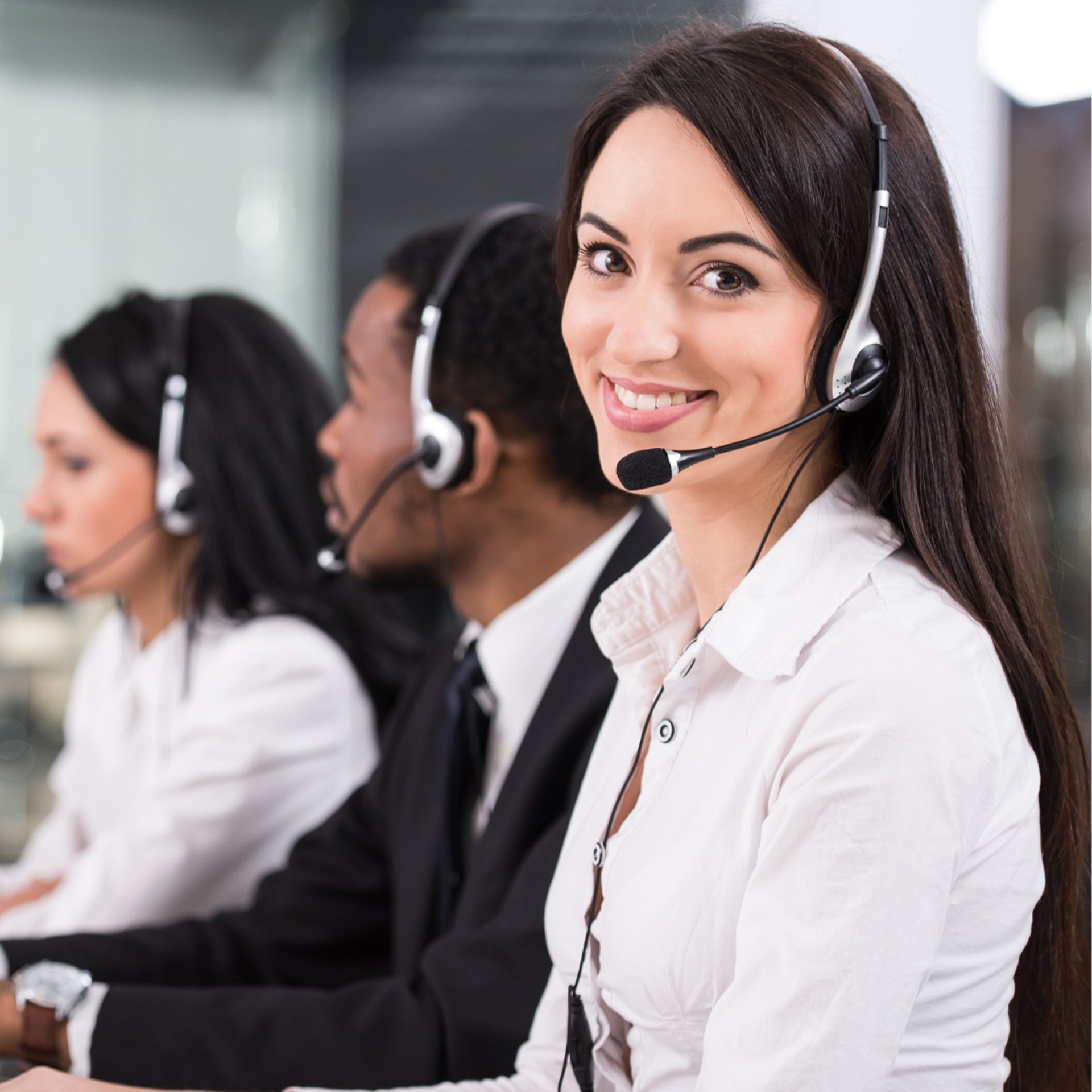 gray computer monitor