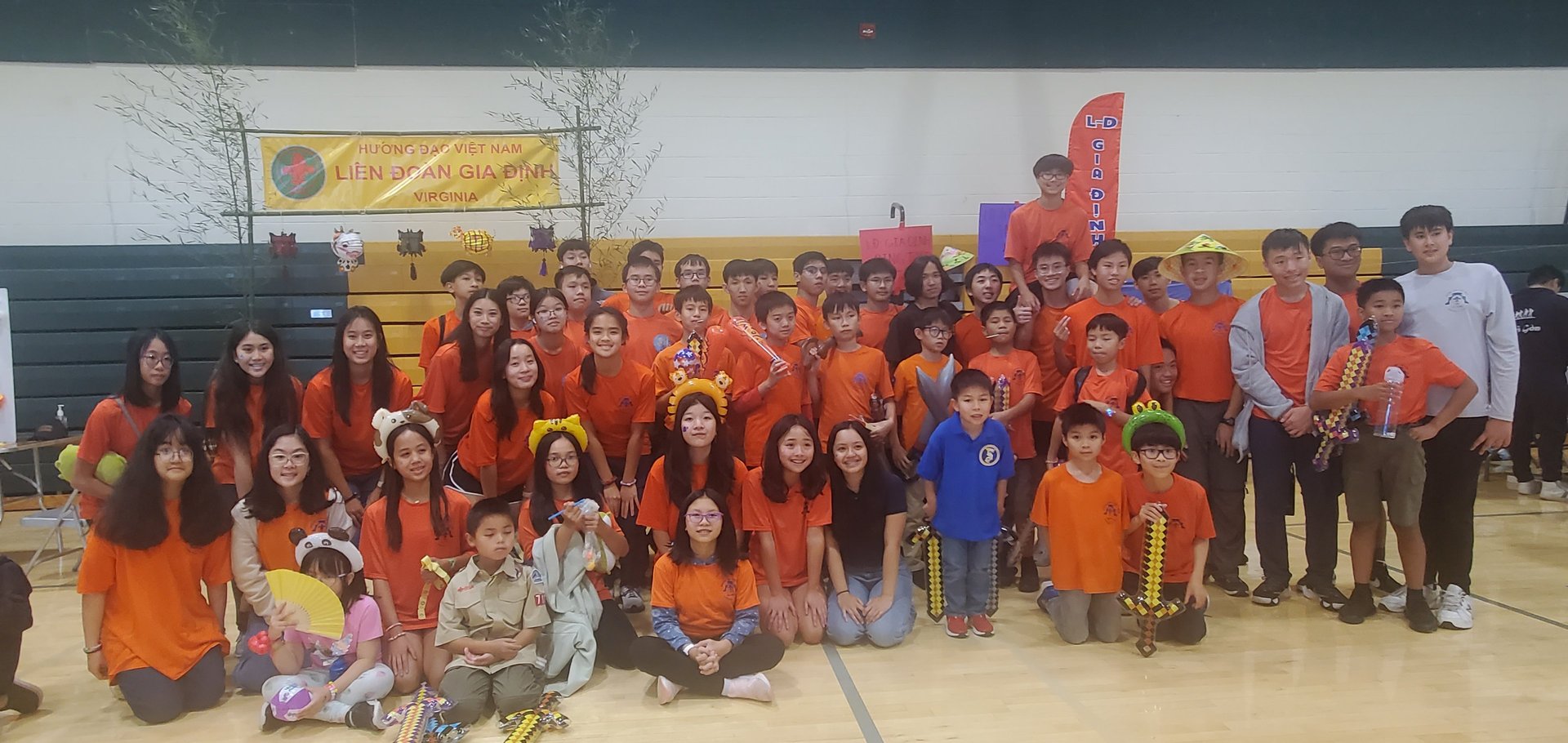 black and brown leather padded tub sofa