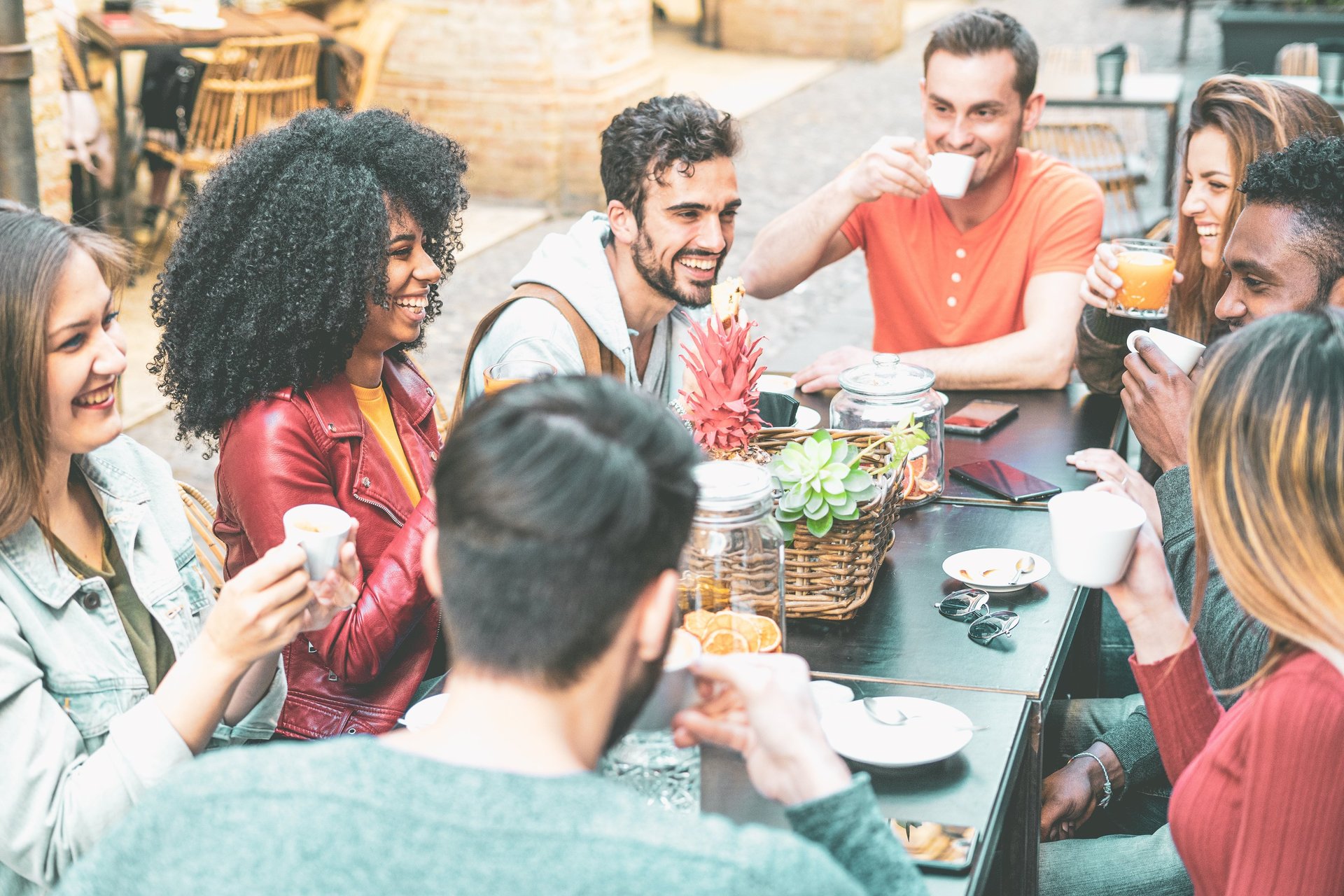 gray computer monitor