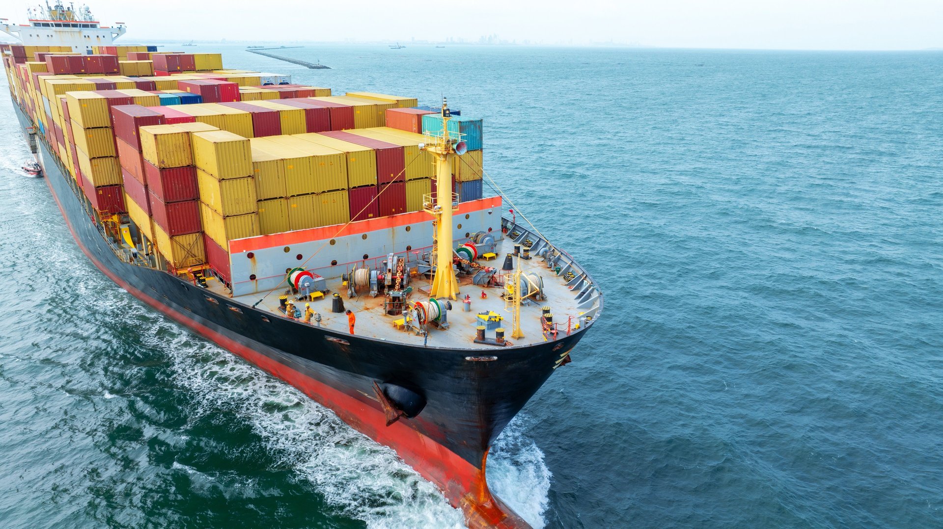 black and white bed linen