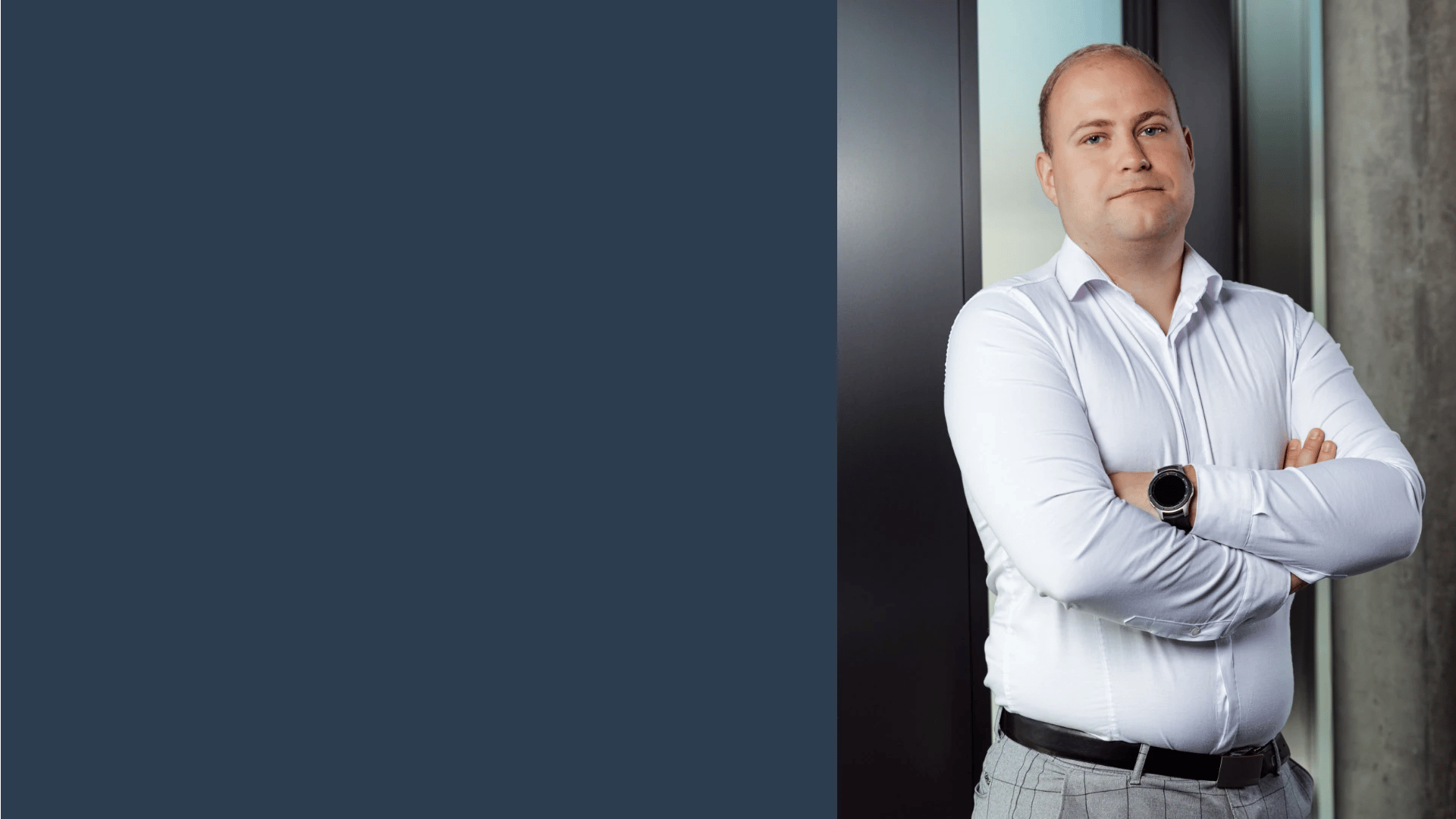 black and brown leather padded tub sofa