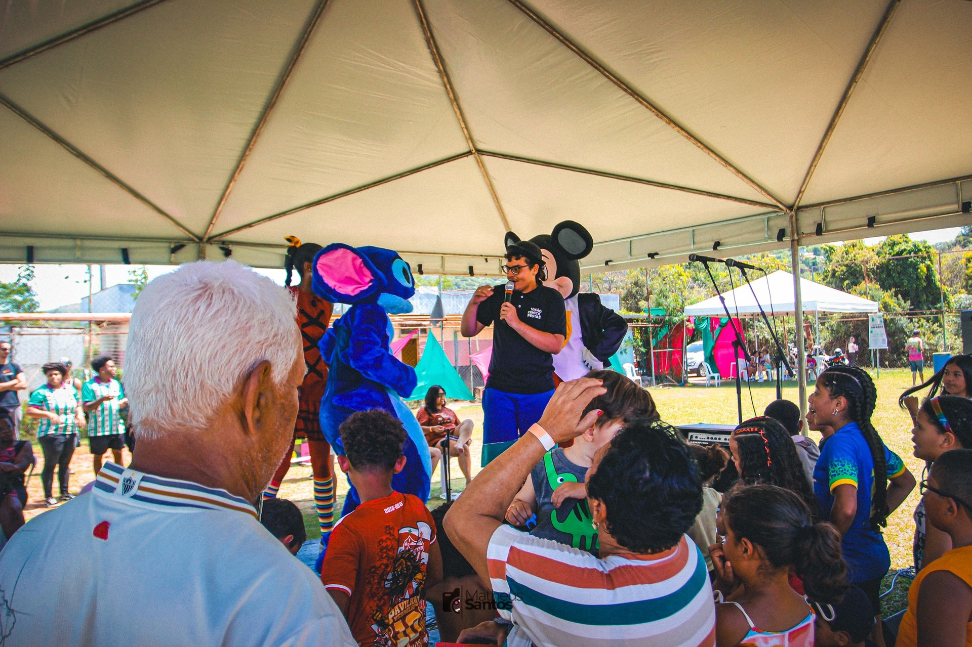 an abstract photo of a curved building with a blue sky in the background