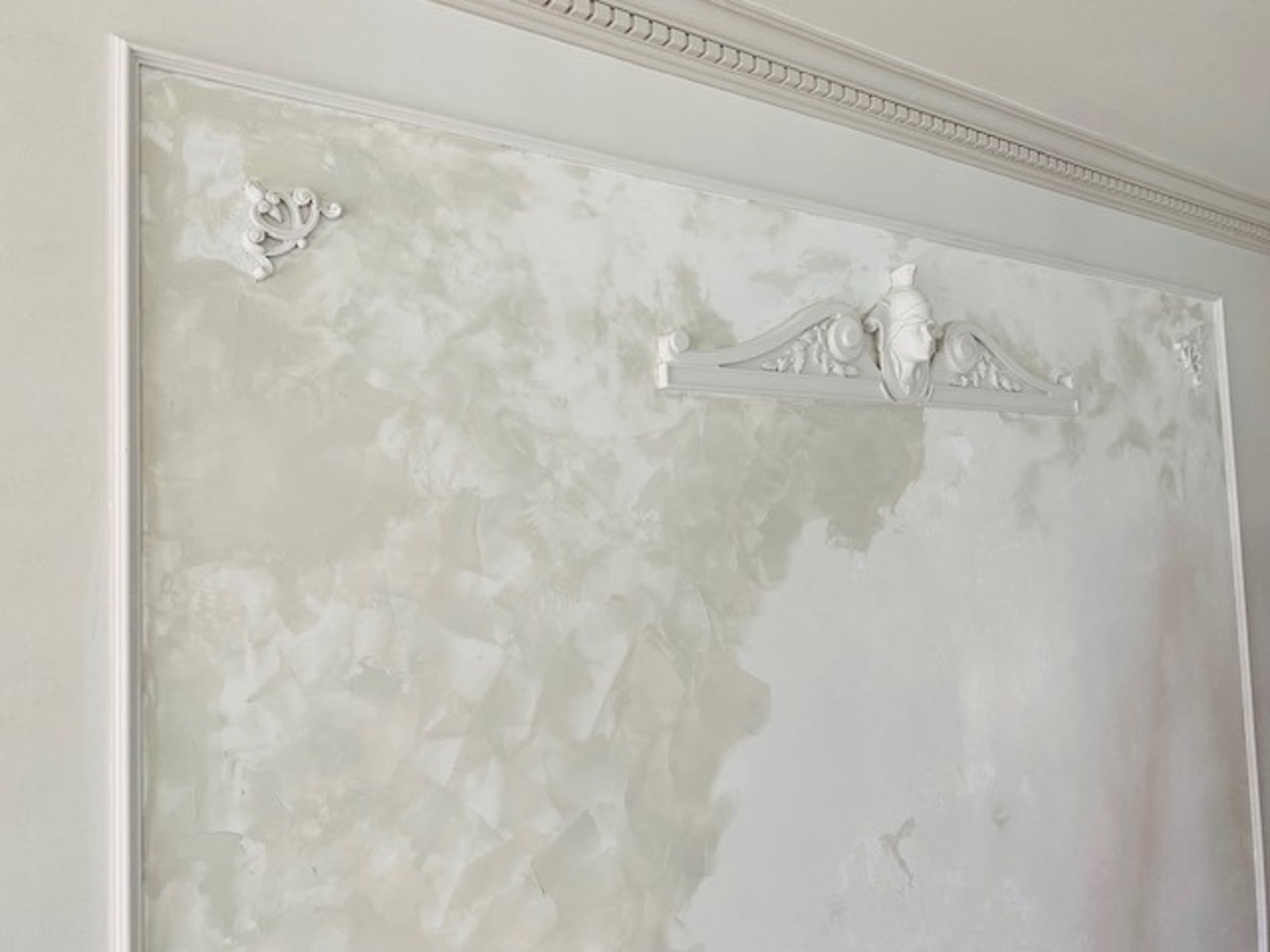 black and white bed linen