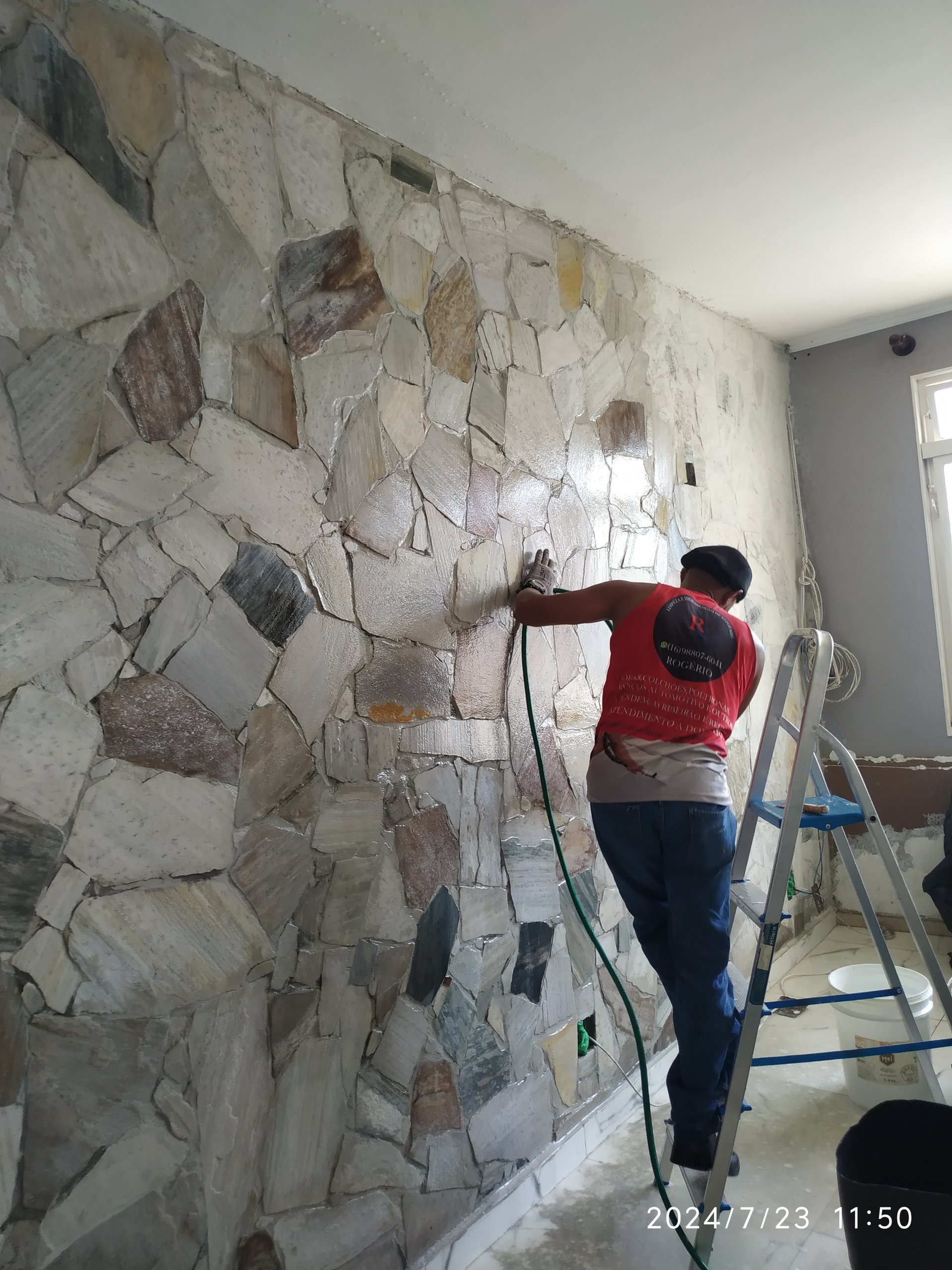 Limpeza pós-obra em Ribeirão Preto  Limpeza de pisos em Ribeirão Preto  Limpeza de pedras naturais em Ribeirão Preto