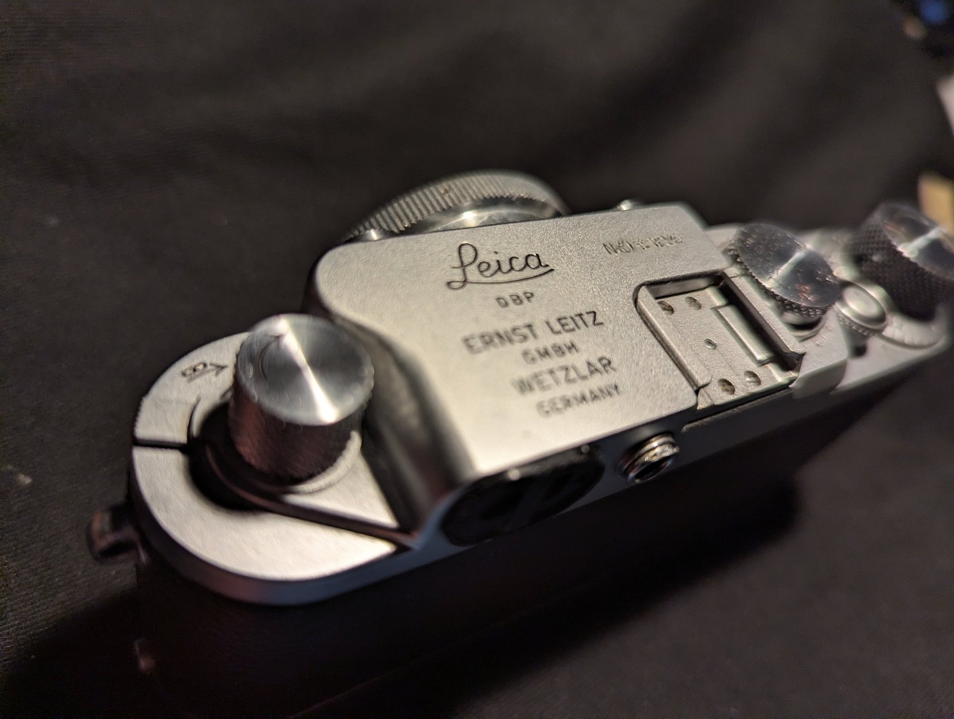 black and white bed linen