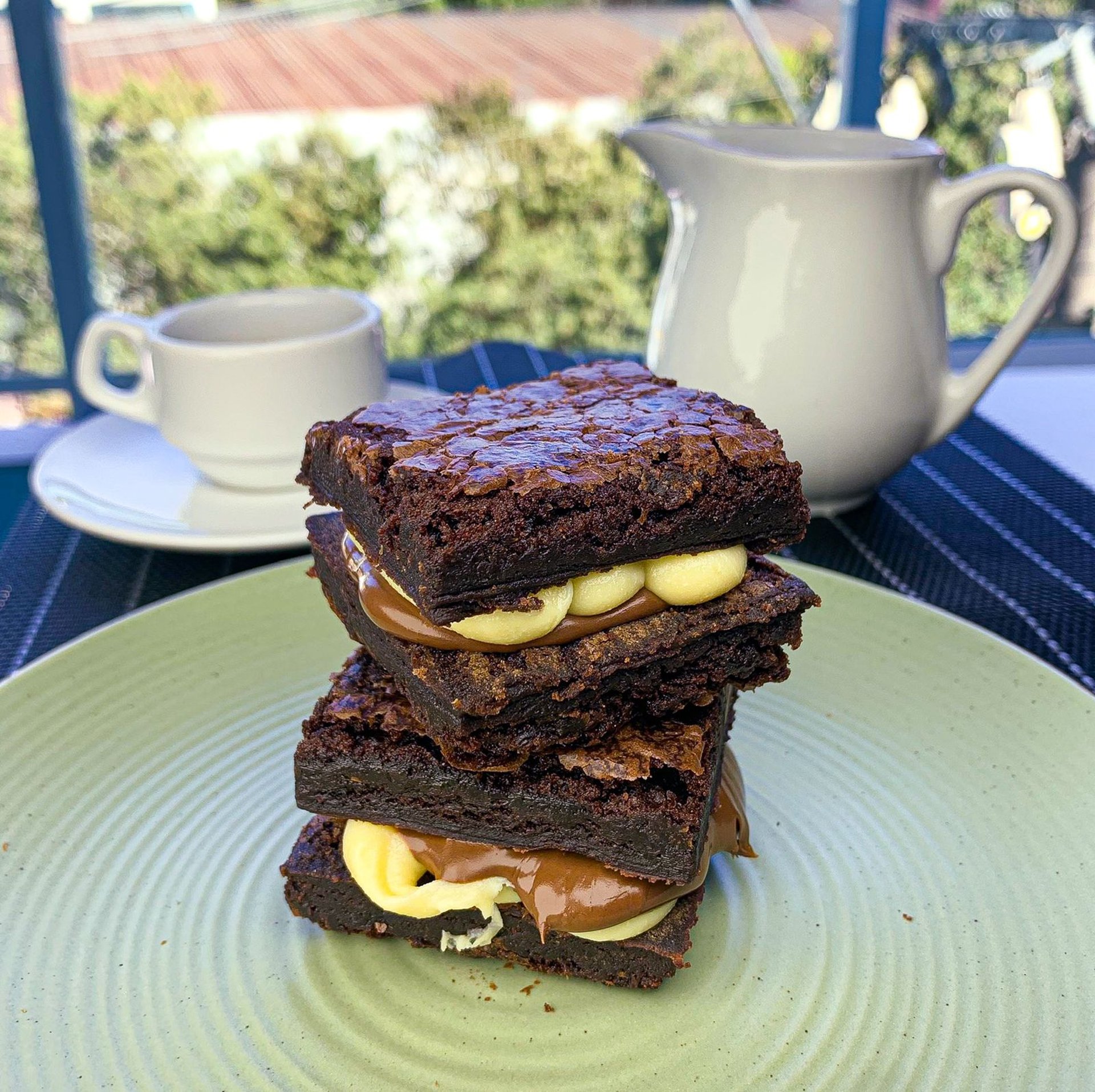 black and white bed linen