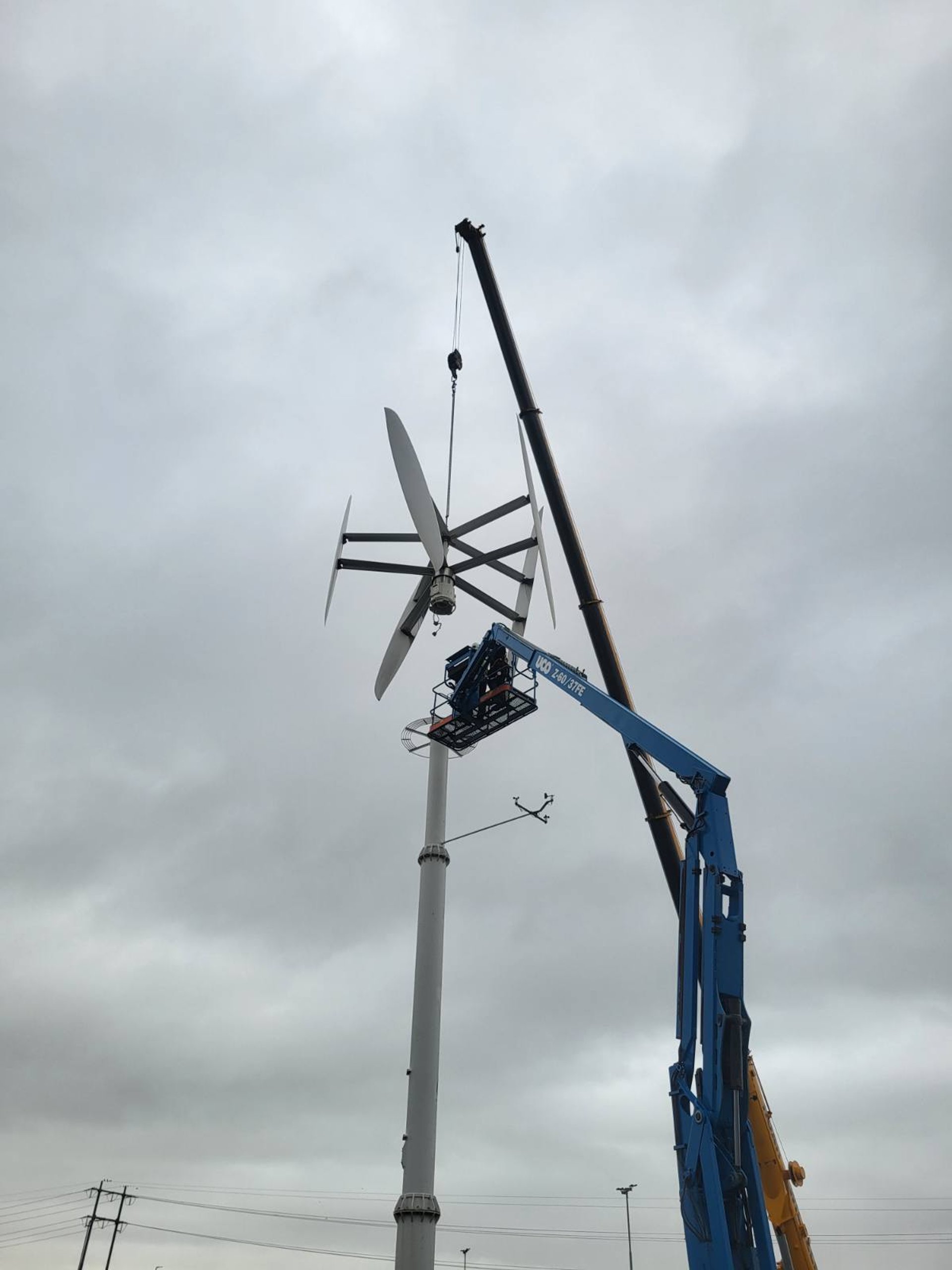 black and brown leather padded tub sofa