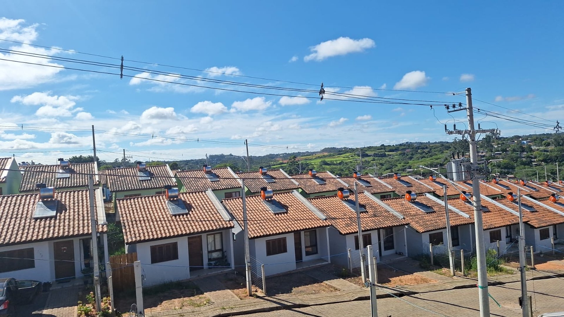 black and brown leather padded tub sofa