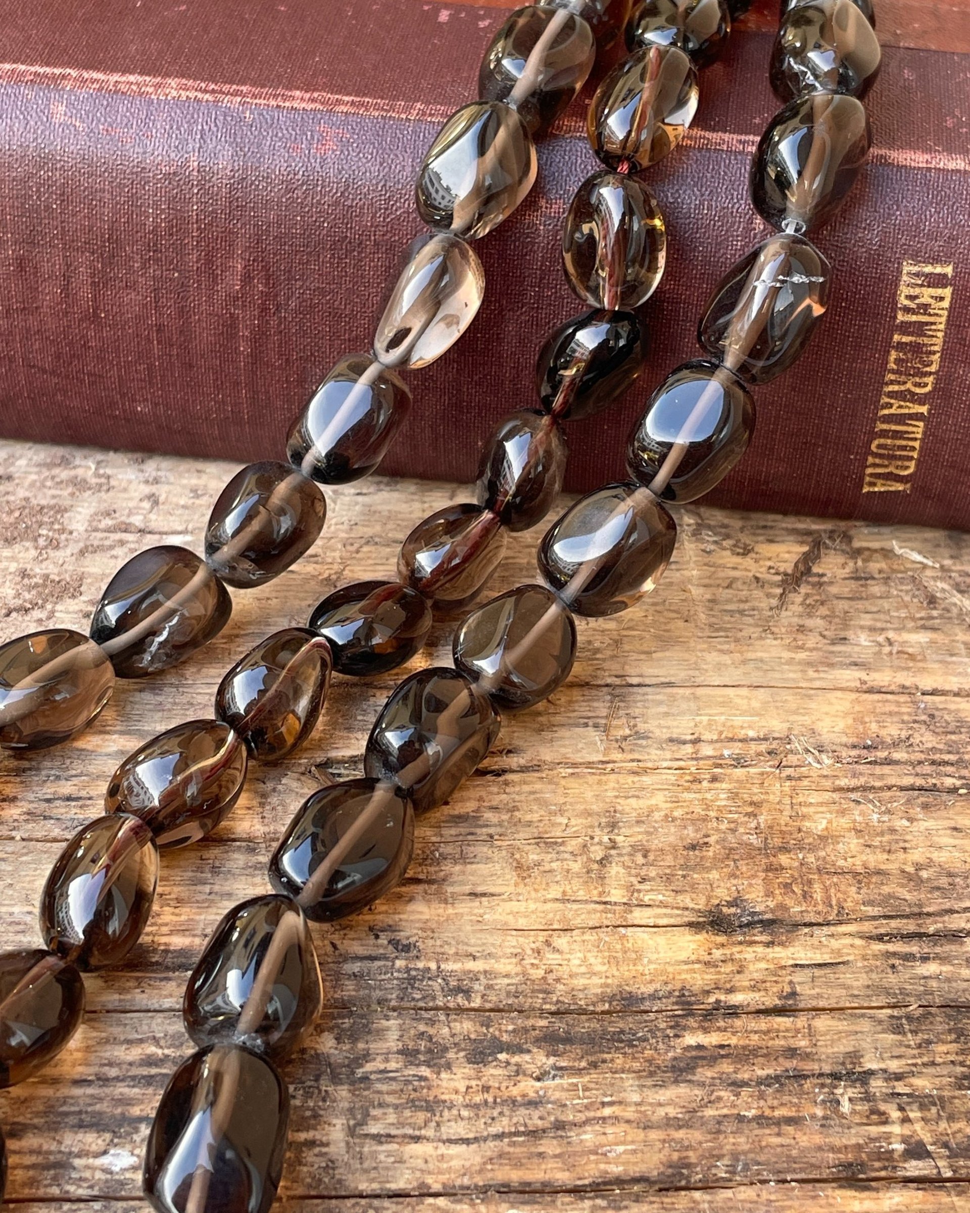 ocean waves crashing on shore during daytime