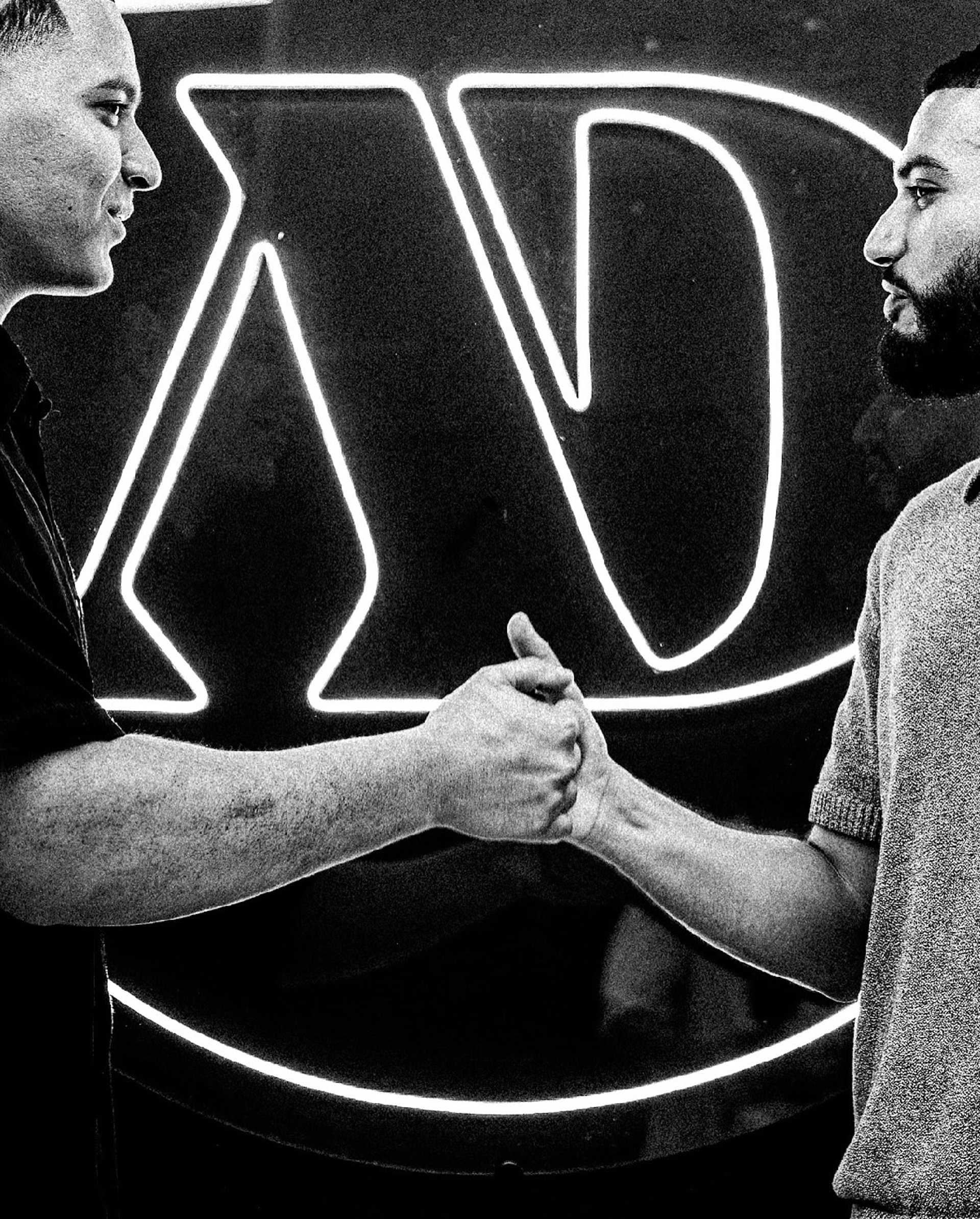 black and white bed linen