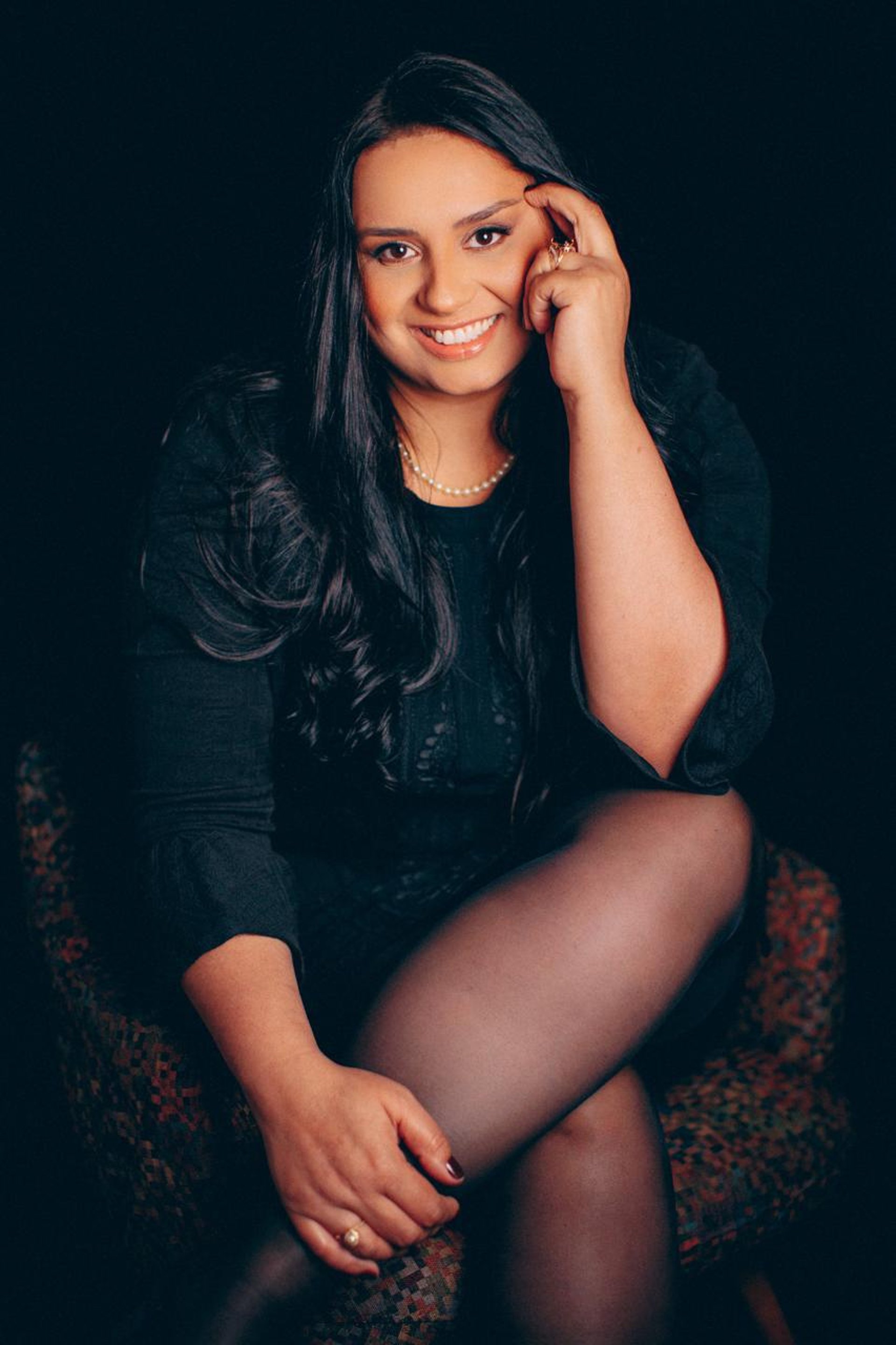 black and white bed linen