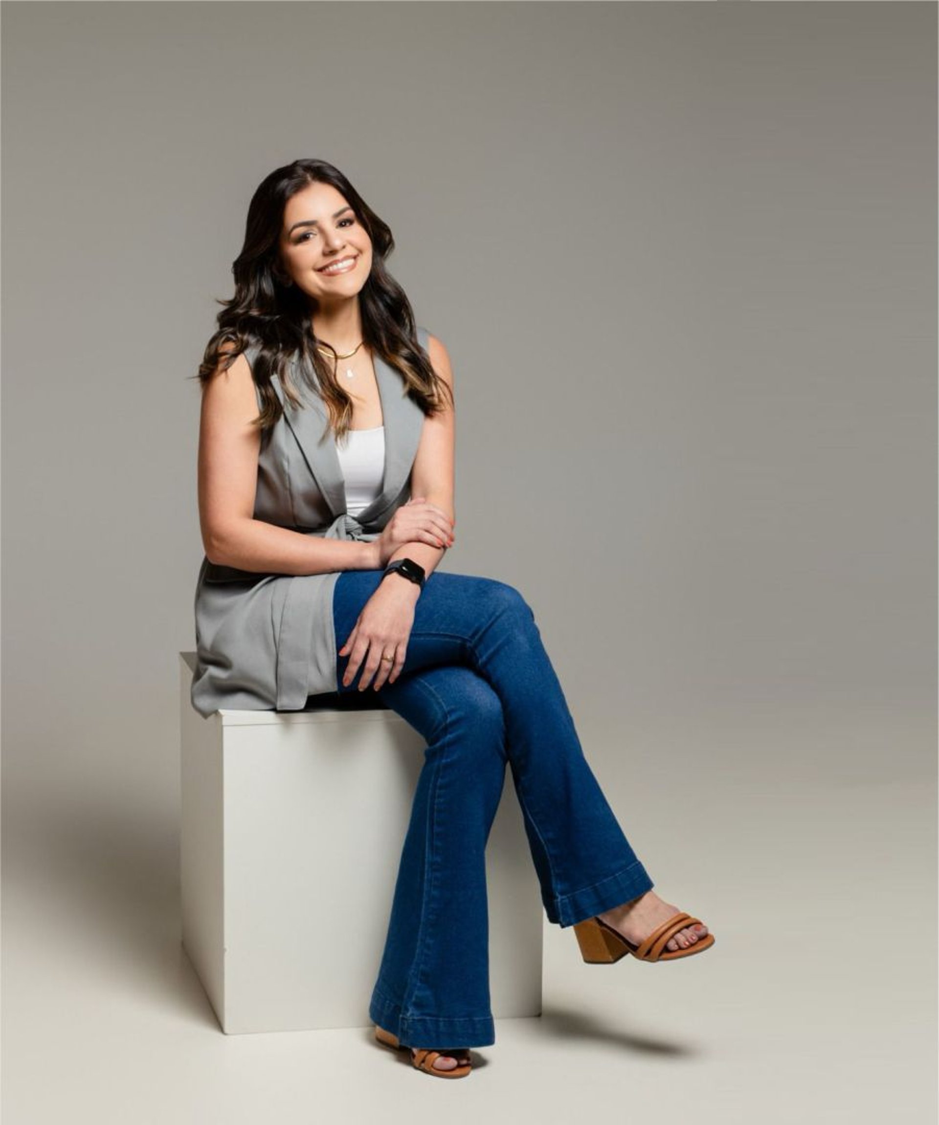 black and brown leather padded tub sofa