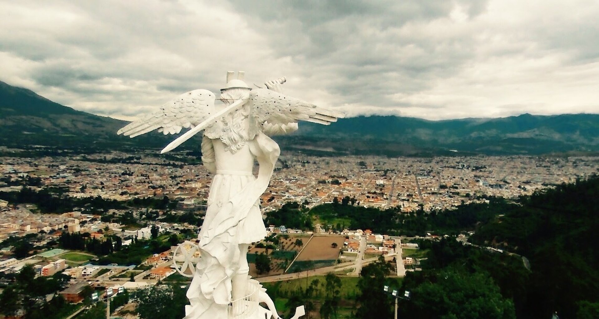 ciudad de Ibarra desde arcángel san Miguel 