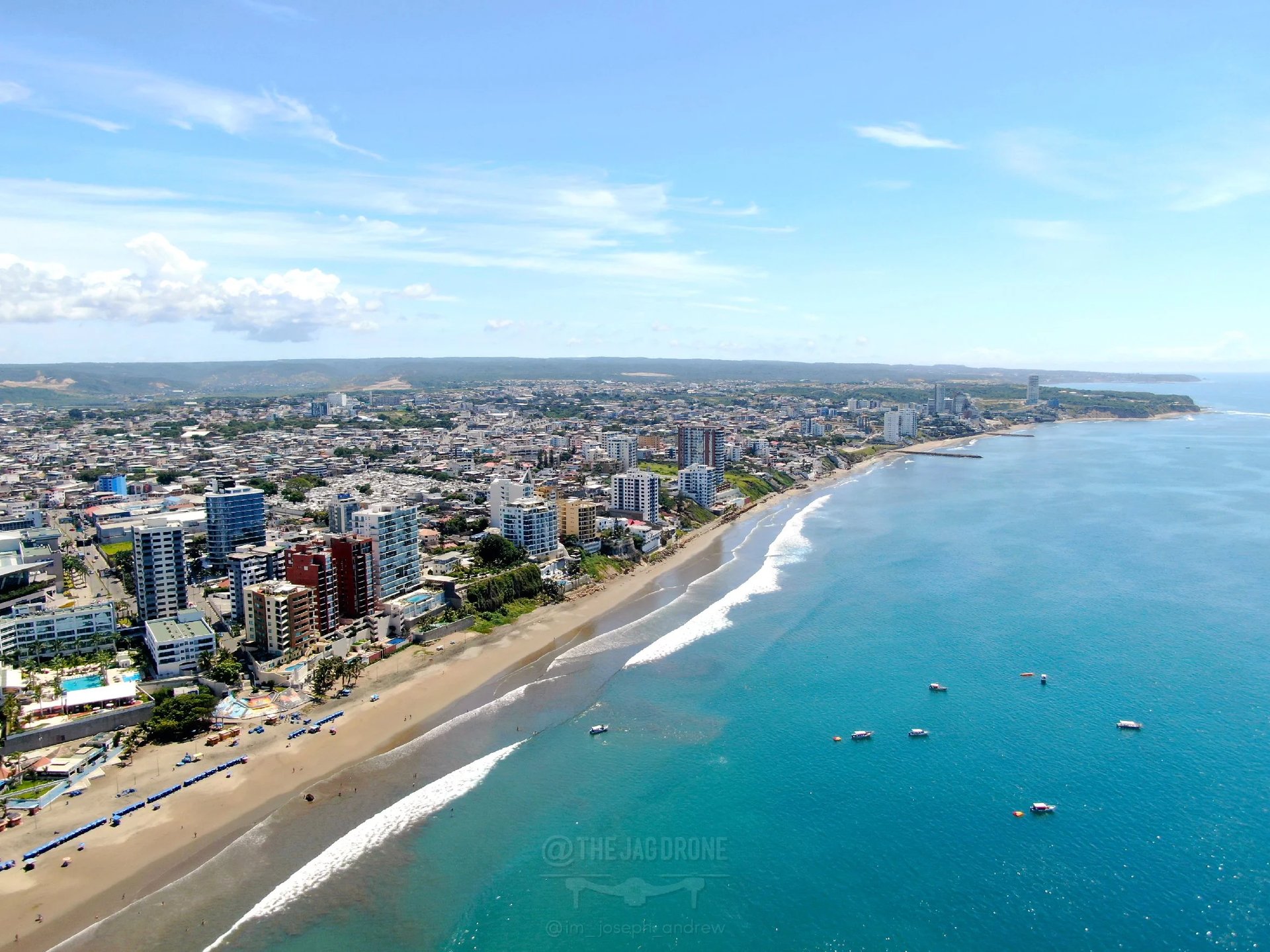 vista aérea de ciudad de Manta