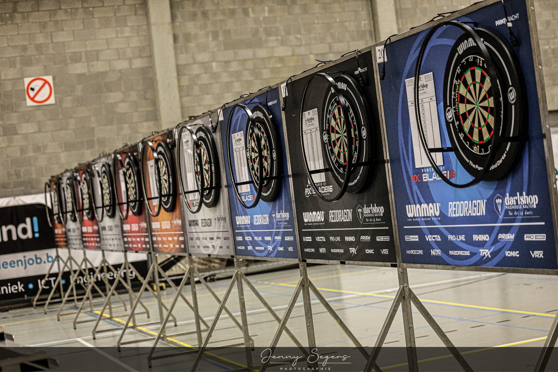 black and brown leather padded tub sofa
