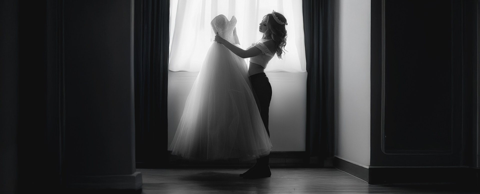 woman in red long sleeve shirt under water