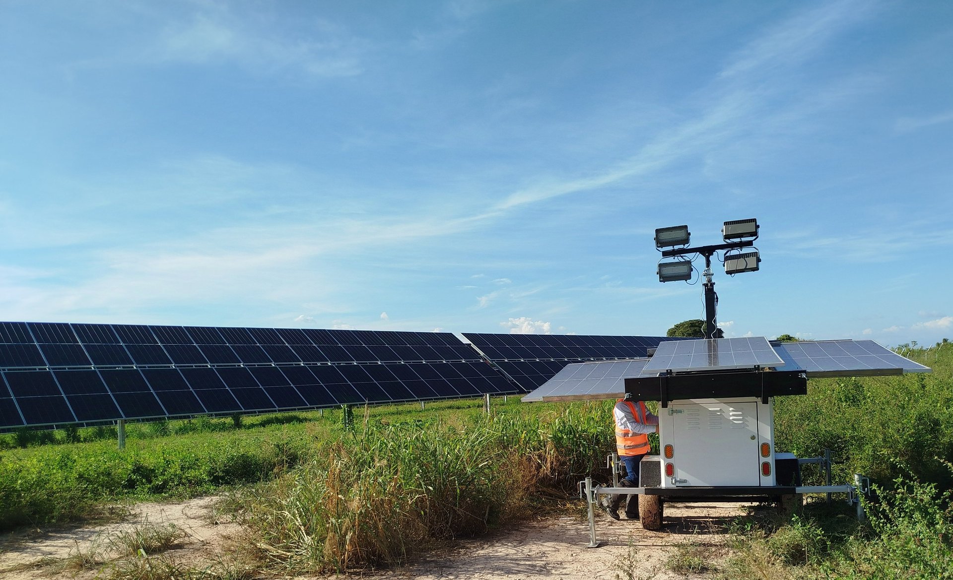 an abstract photo of a curved building with a blue sky in the background