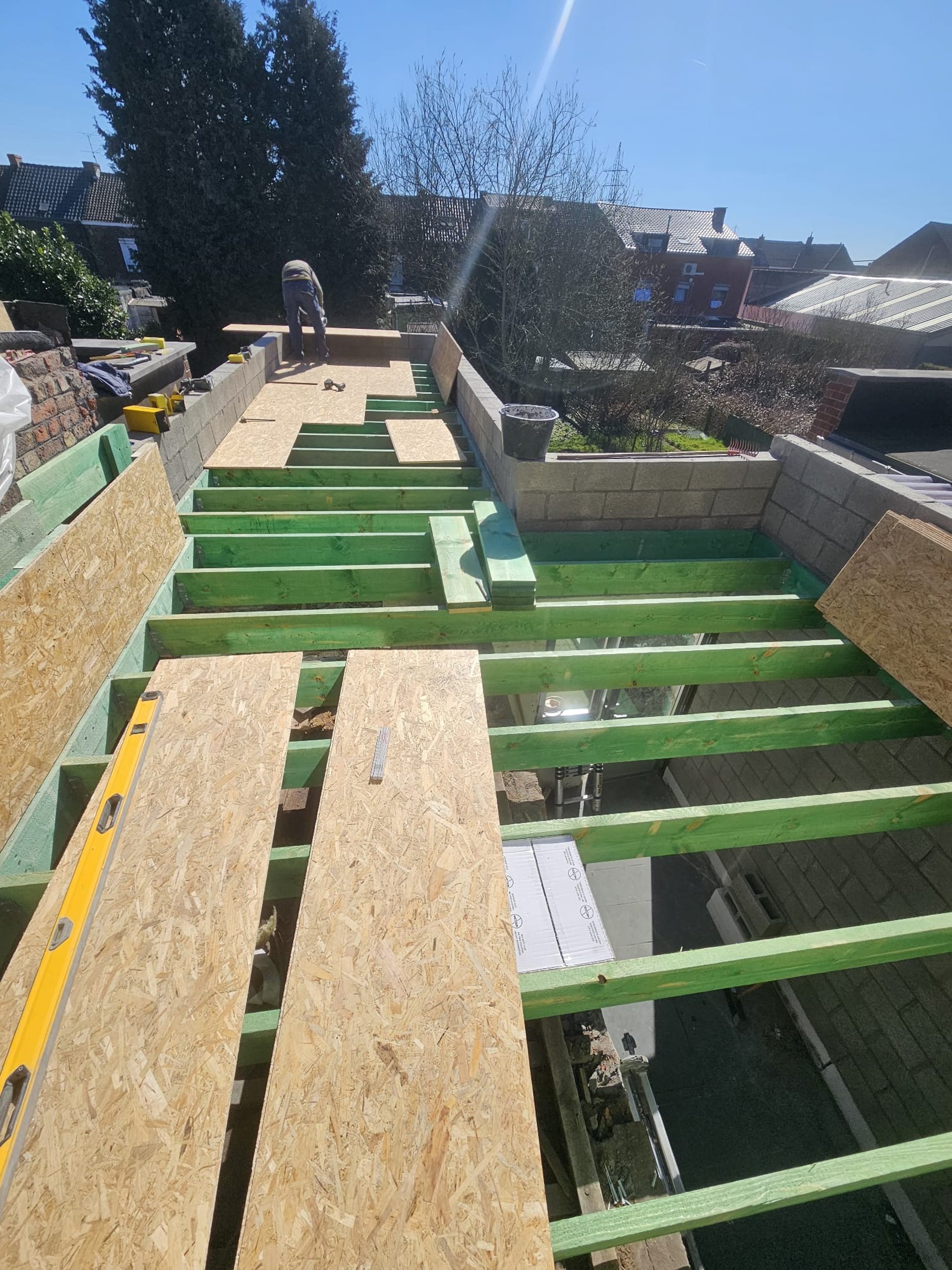 black and white bed linen