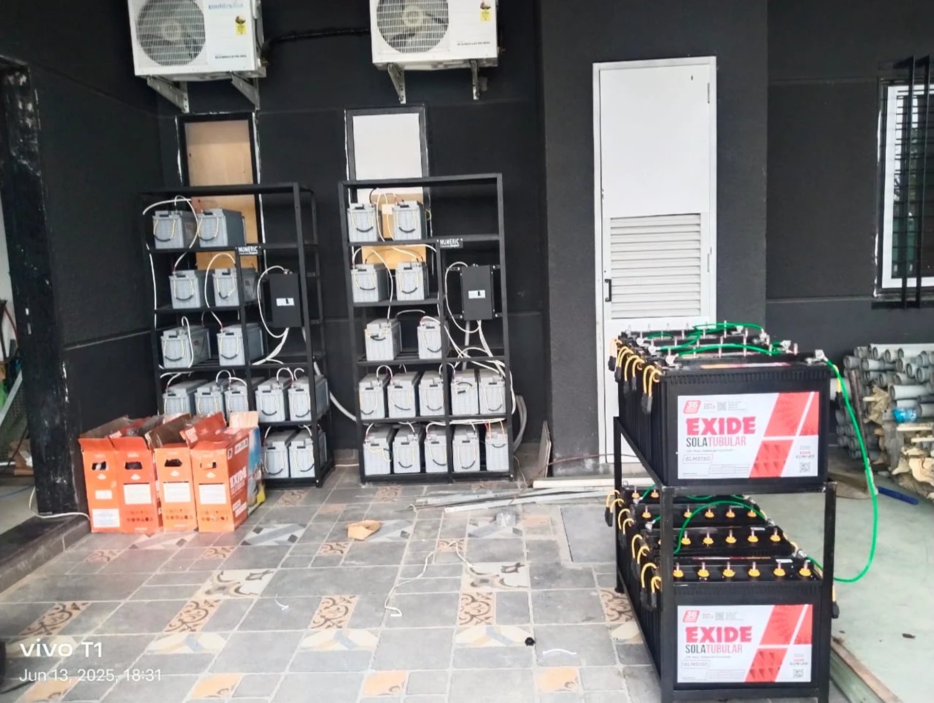 selective focus photography of green succulent plant