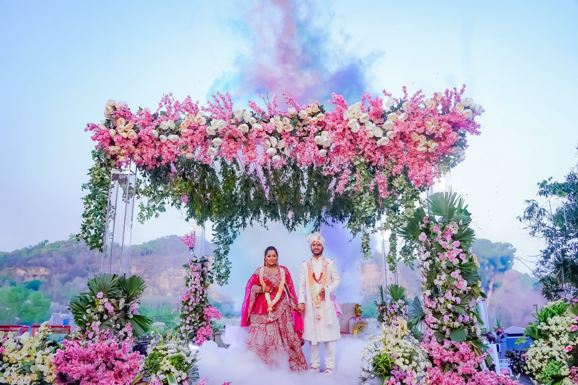 black and white bed linen