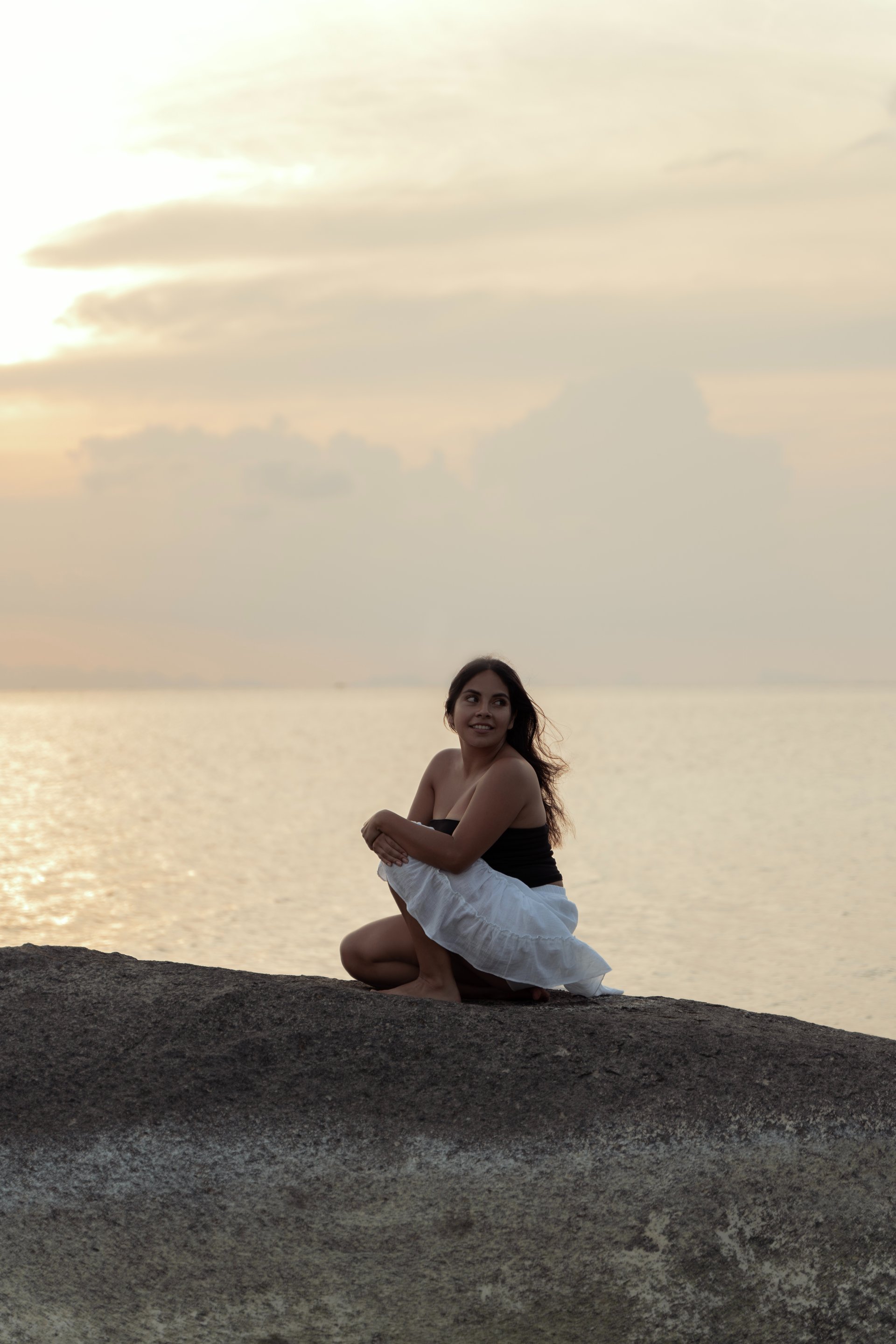 black and white bed linen