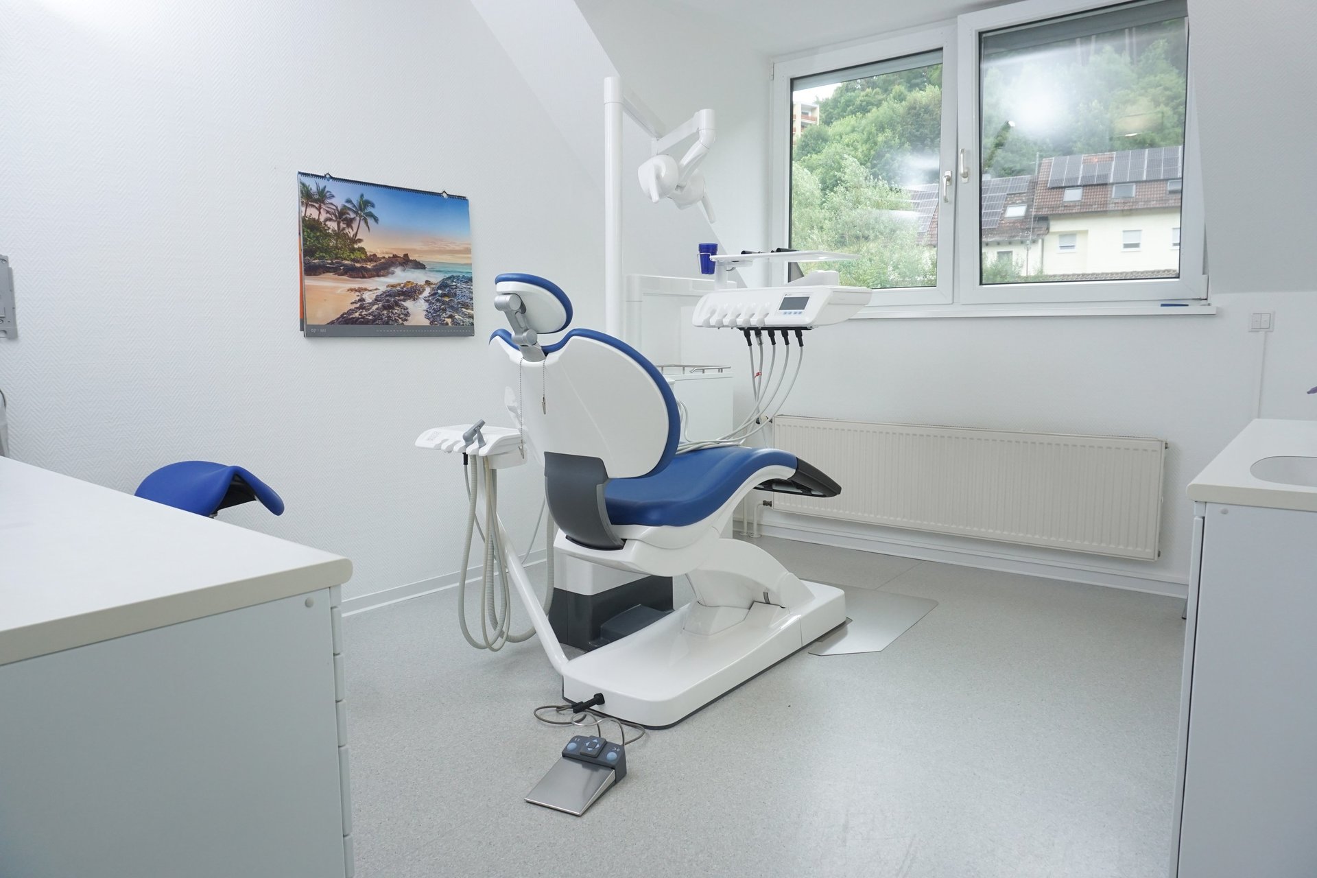 white and blue hospital bed