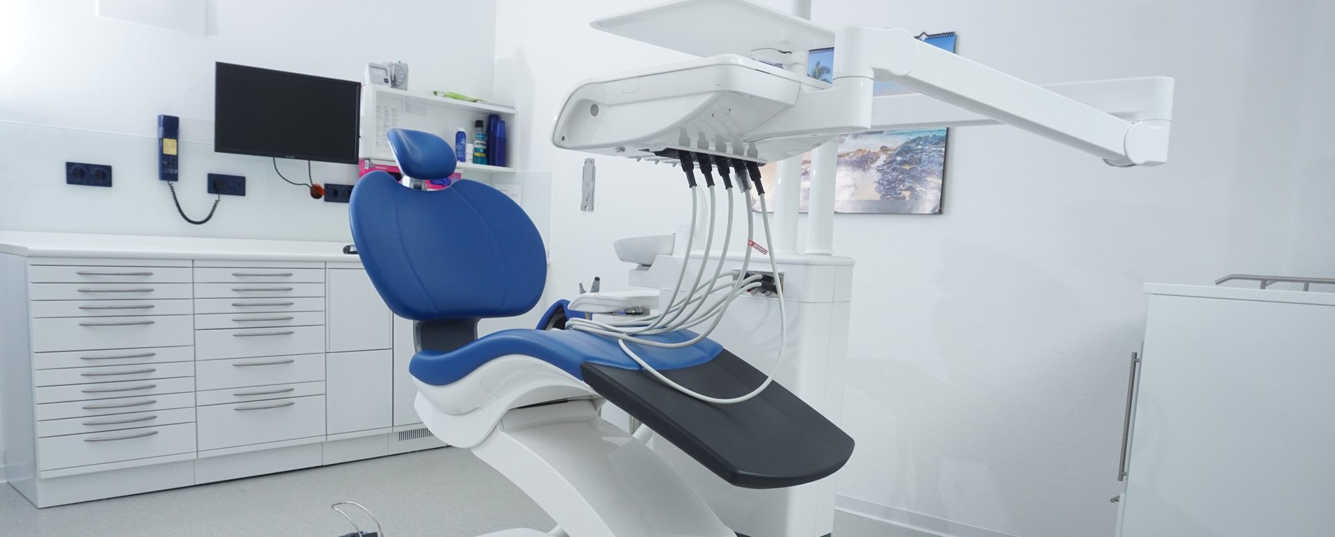 white and blue hospital bed