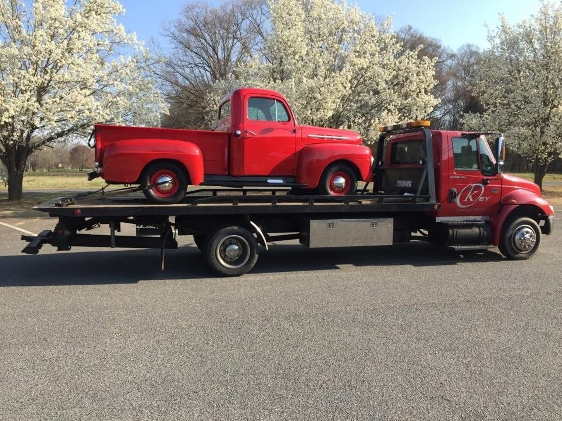 black and brown leather padded tub sofa