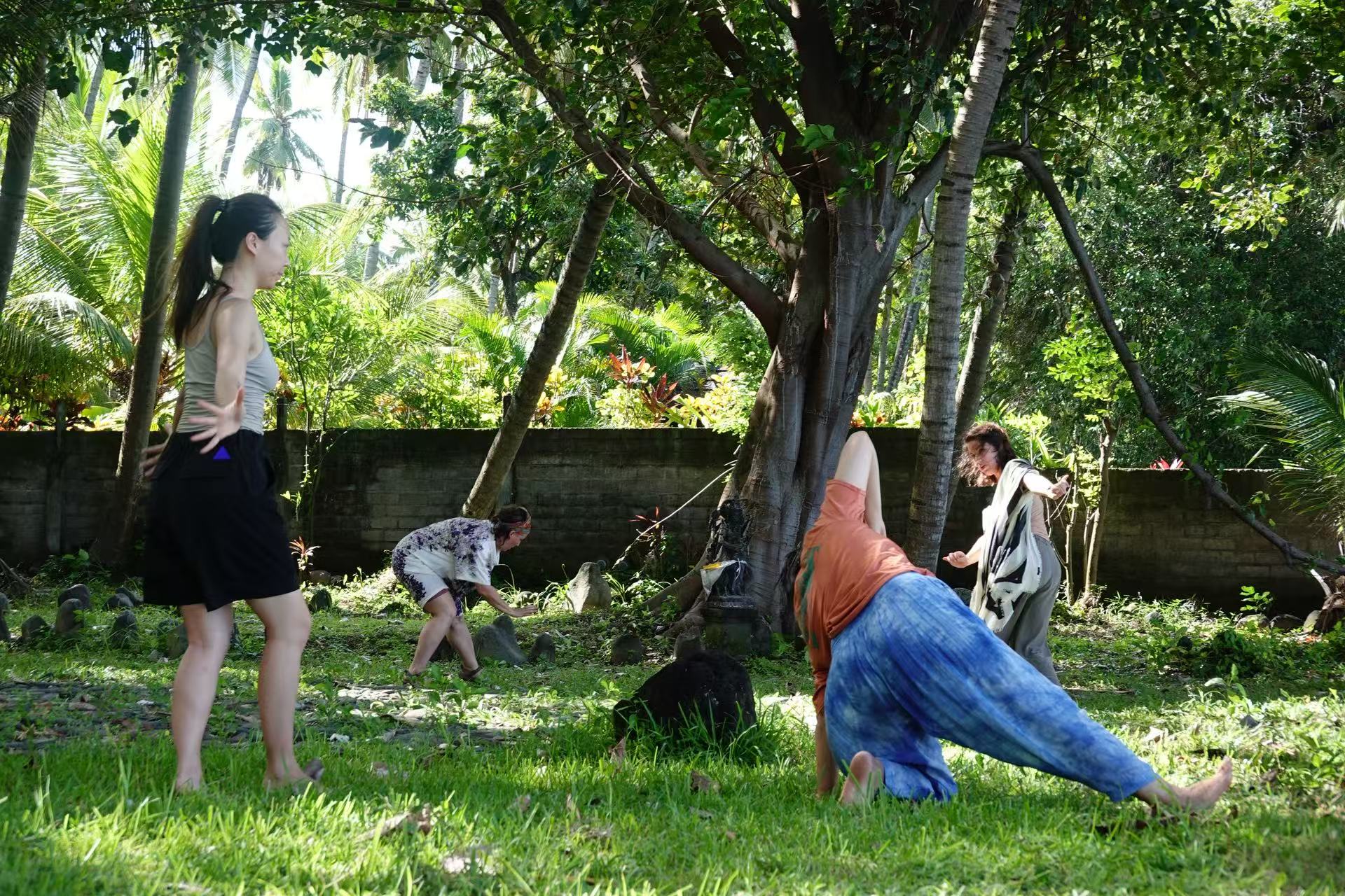 an abstract photo of a curved building with a blue sky in the background