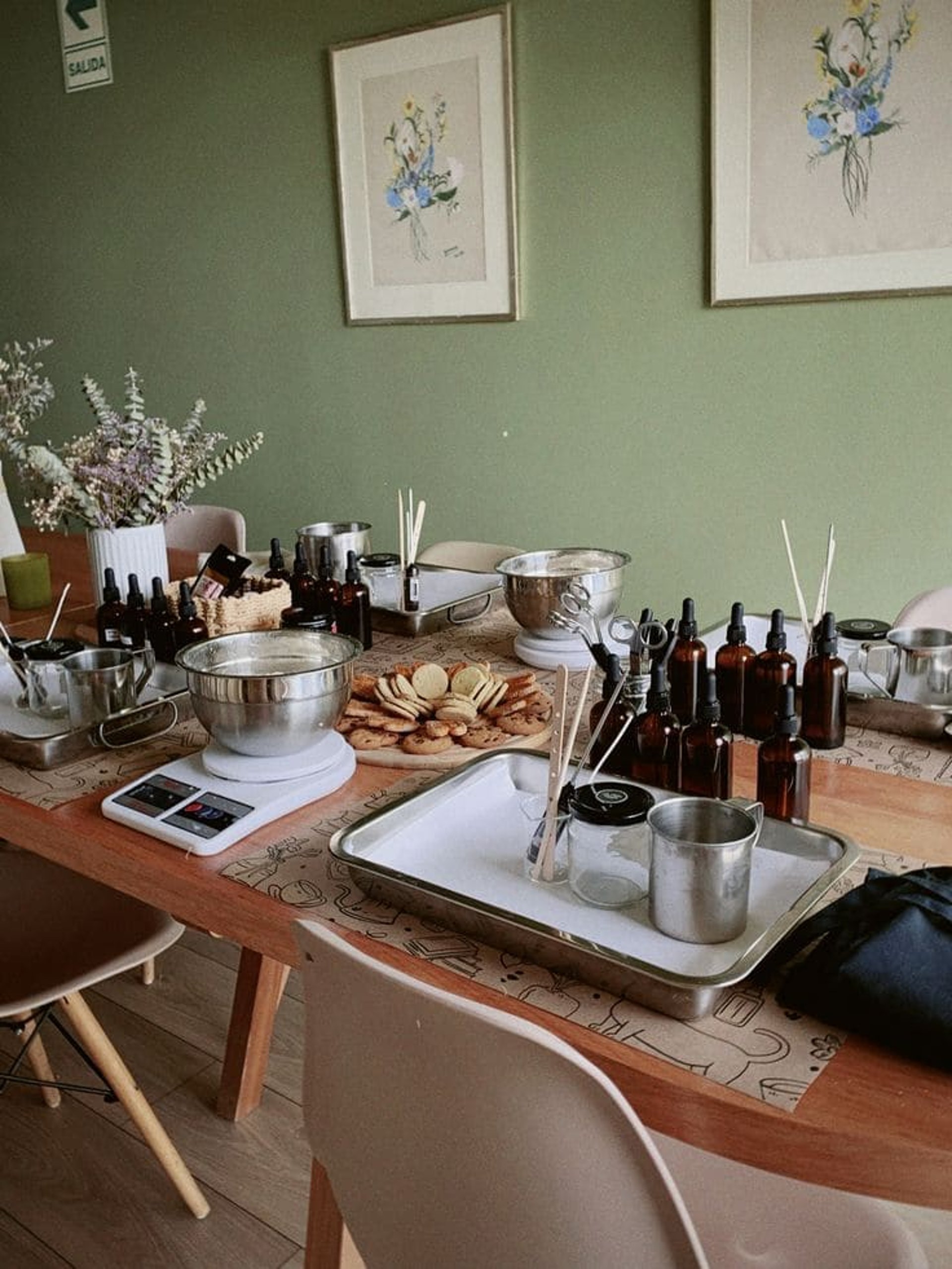 an abstract photo of a curved building with a blue sky in the background