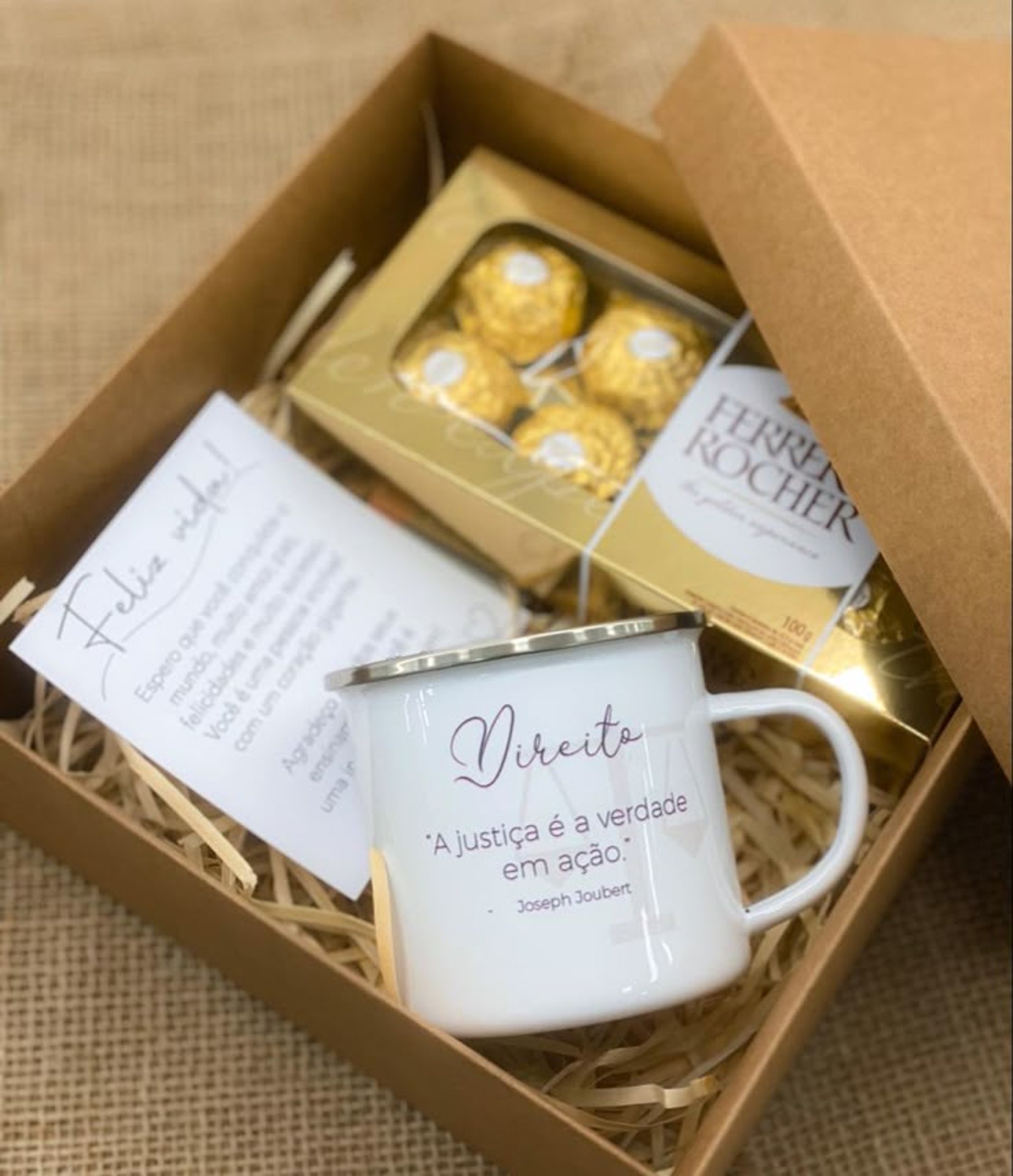 gray computer monitor