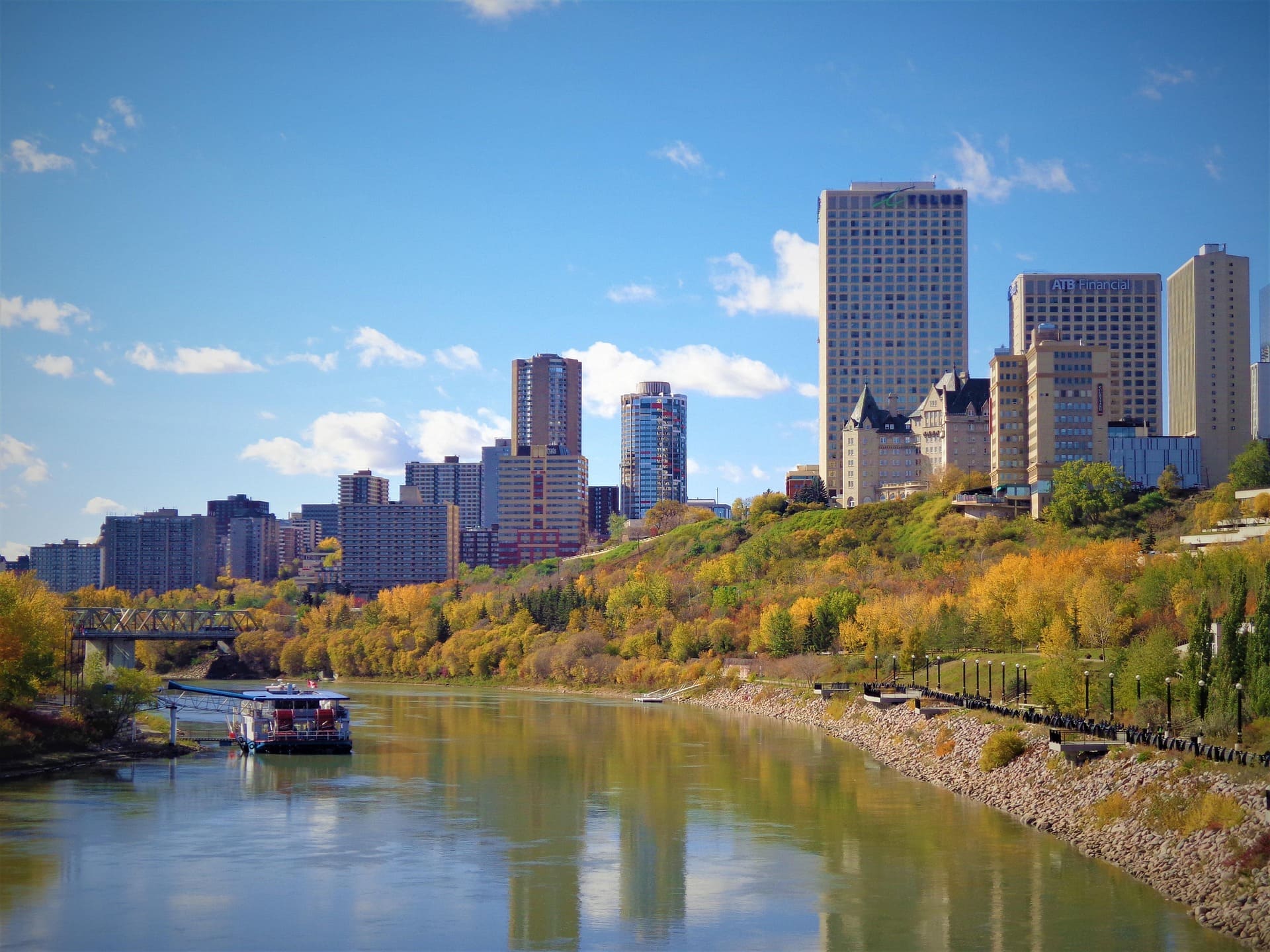edmonton city buildings with a cloudy sky in the background
