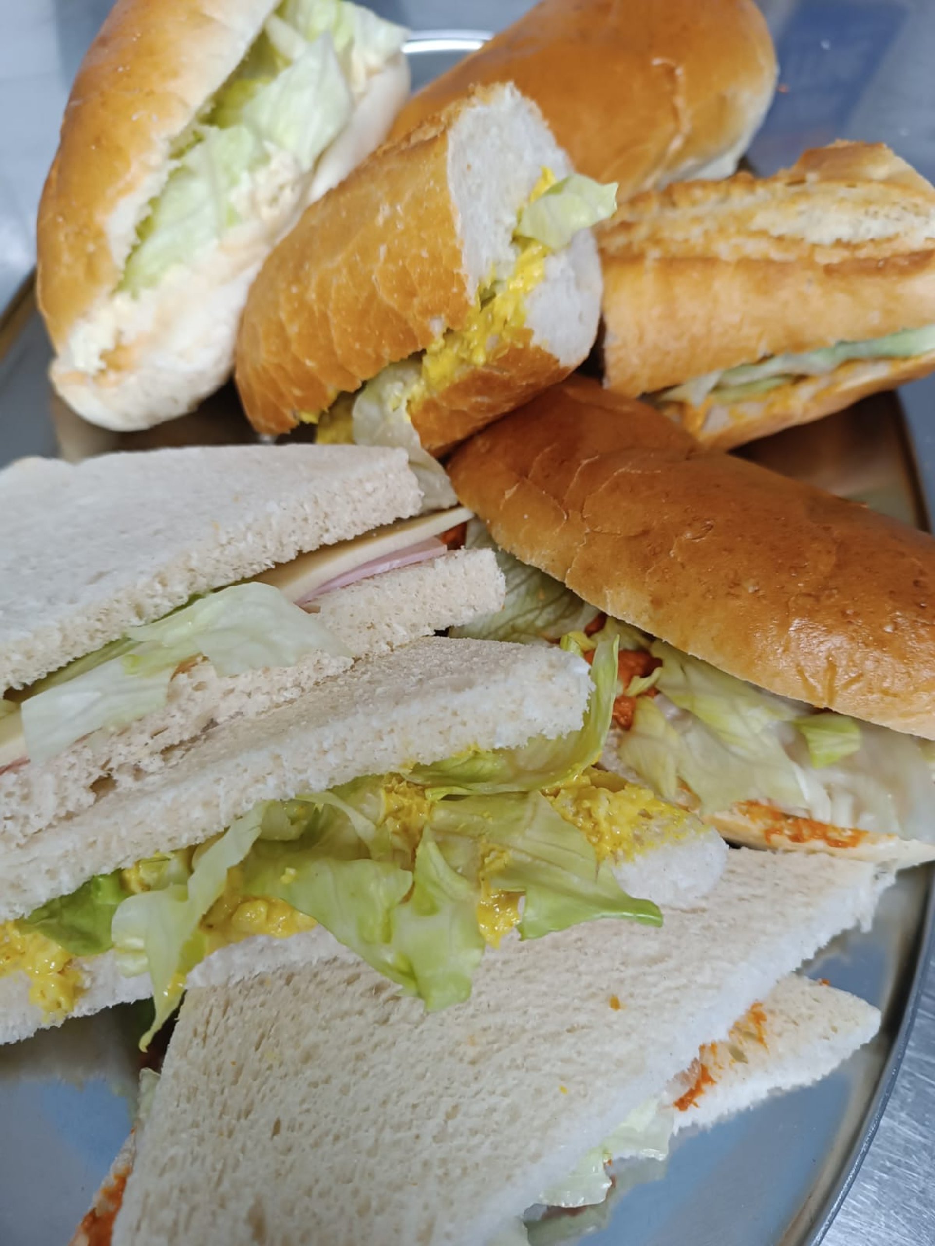 black plate with sandwich