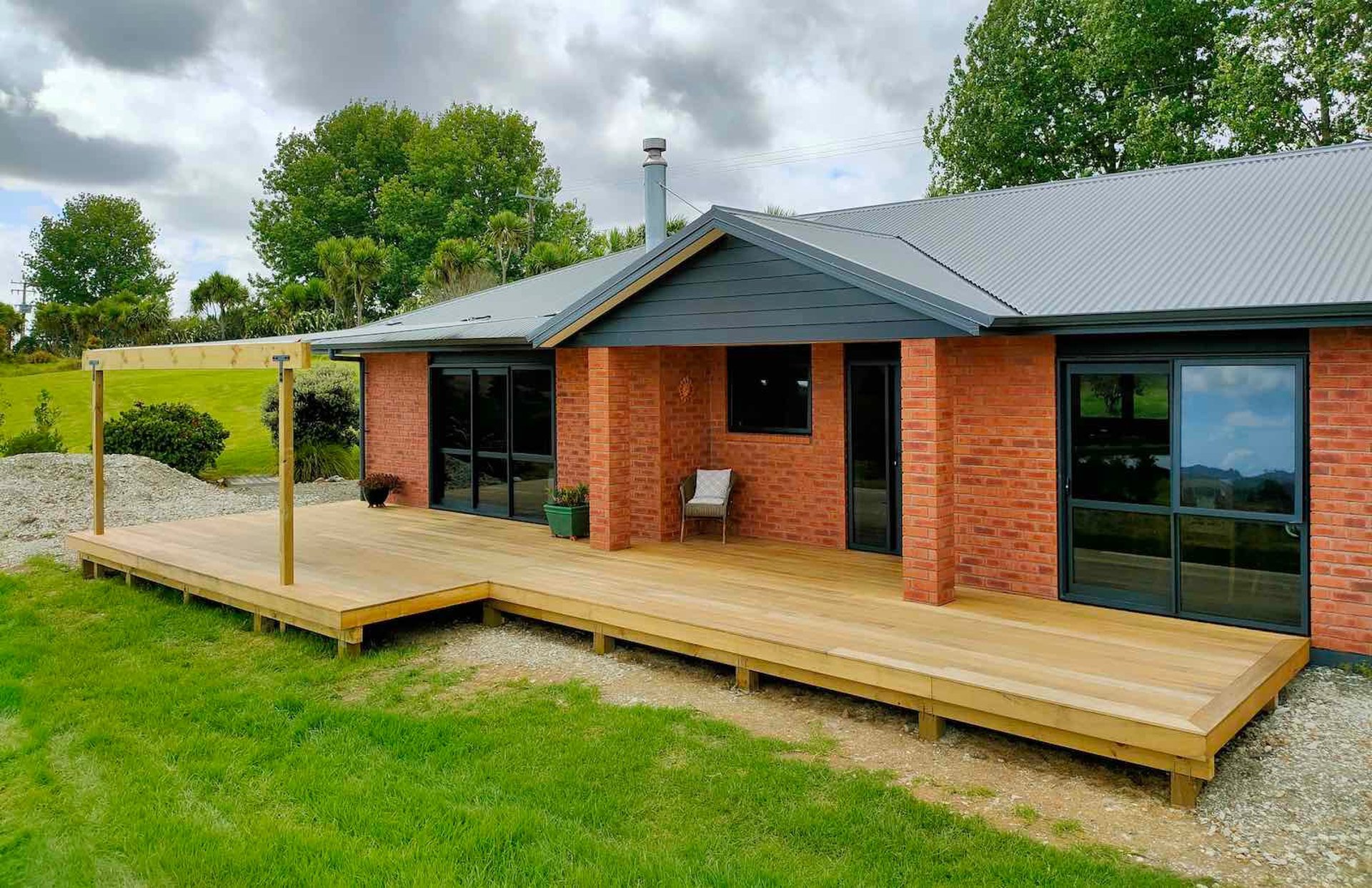 deck builder Mangawhai