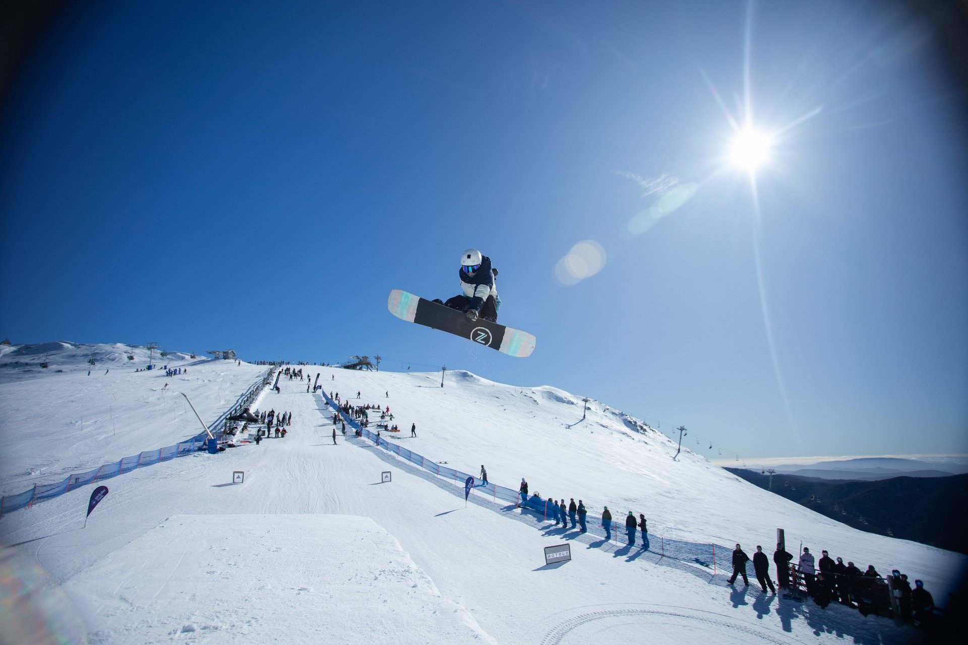 black and white bed linen