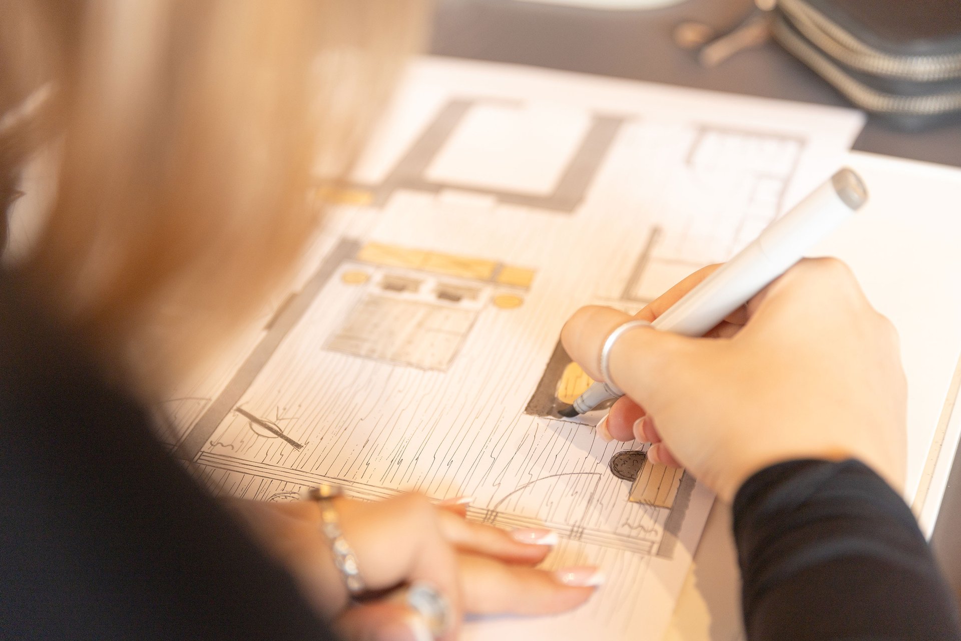 black and white bed linen