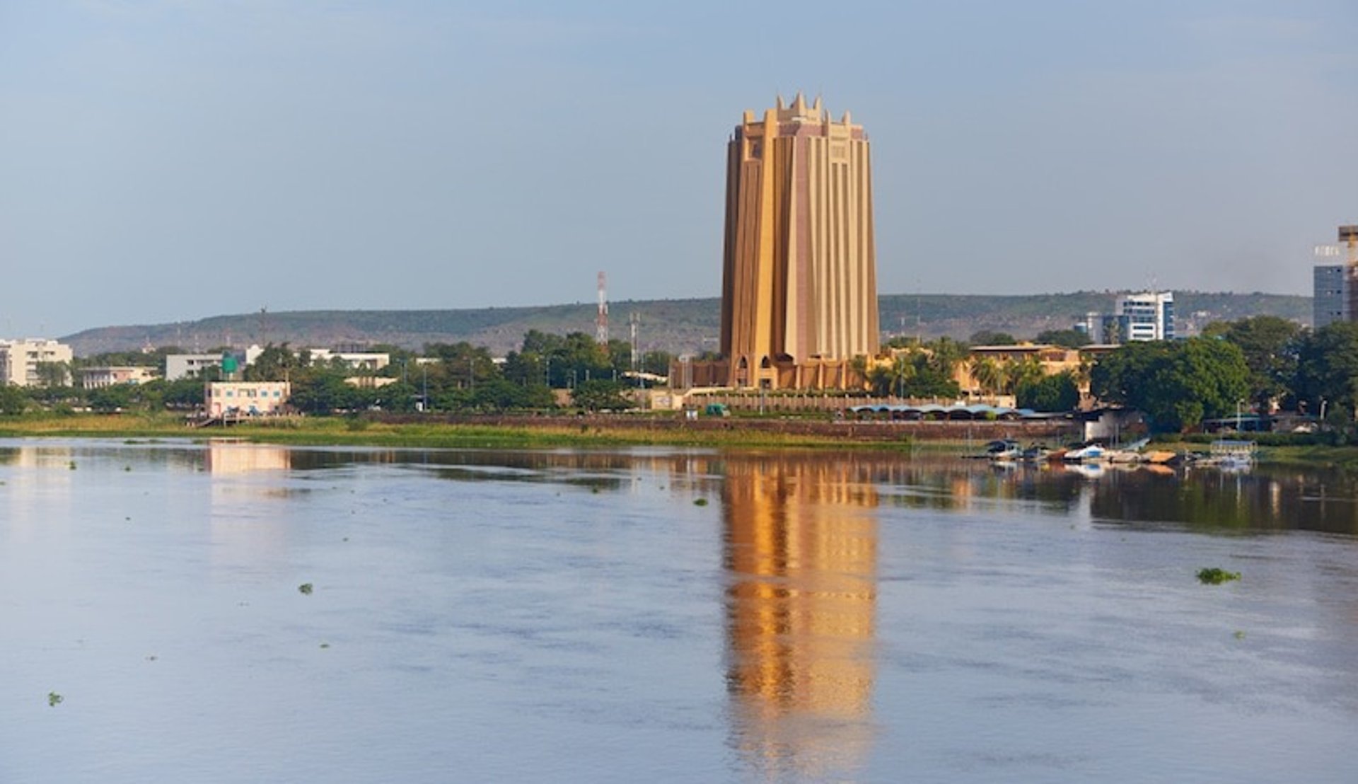 black and brown leather padded tub sofa