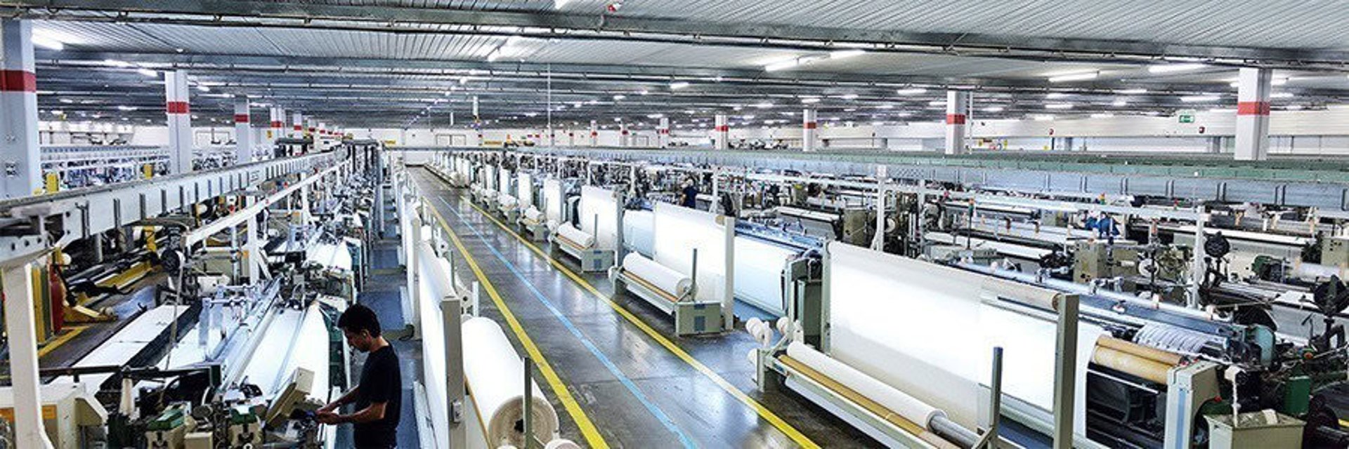 black and white bed linen