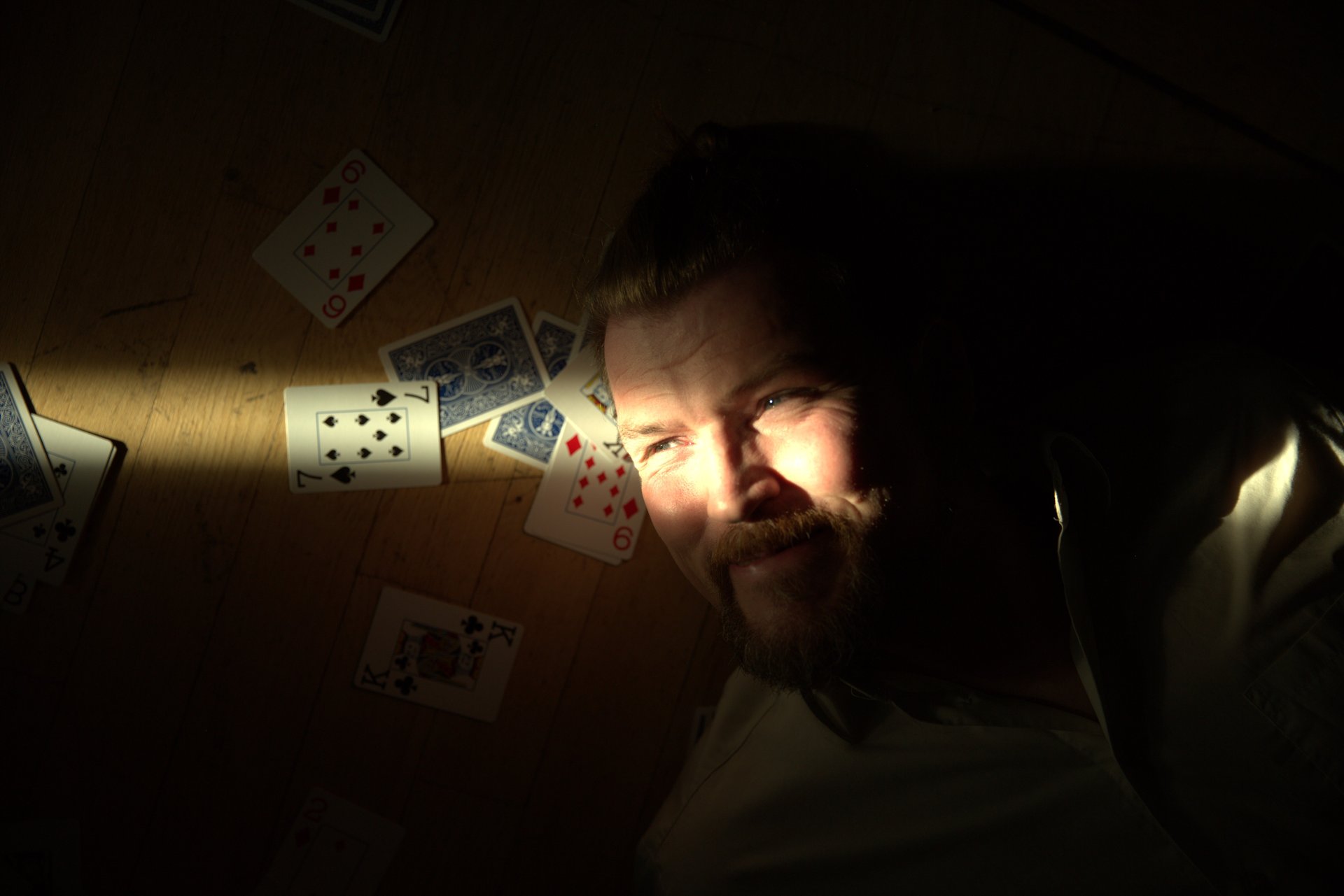 black and white bed linen