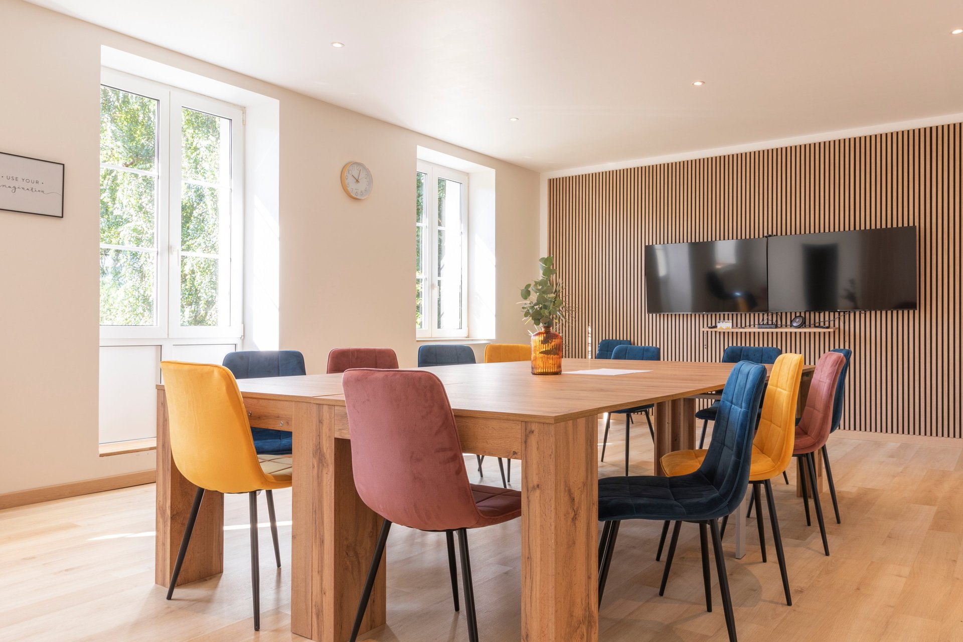 black and brown leather padded tub sofa